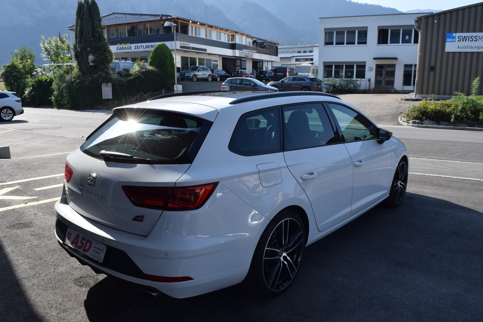 SEAT Leon ST 2.0 TSI Cupra 300 4 Drive DSG-image-7