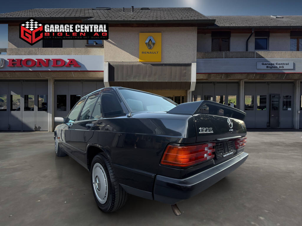 MERCEDES-BENZ E 190 (201)-image-3