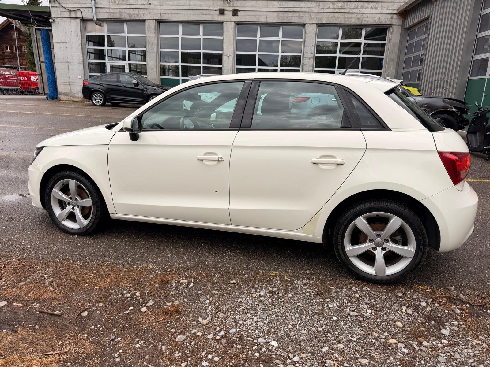 AUDI A1 Sportback 1.2 TFSI Ambition-image-1