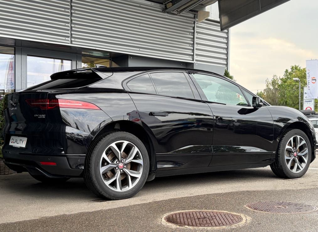 JAGUAR I-Pace EV400 SE Black Style AWD-image-2