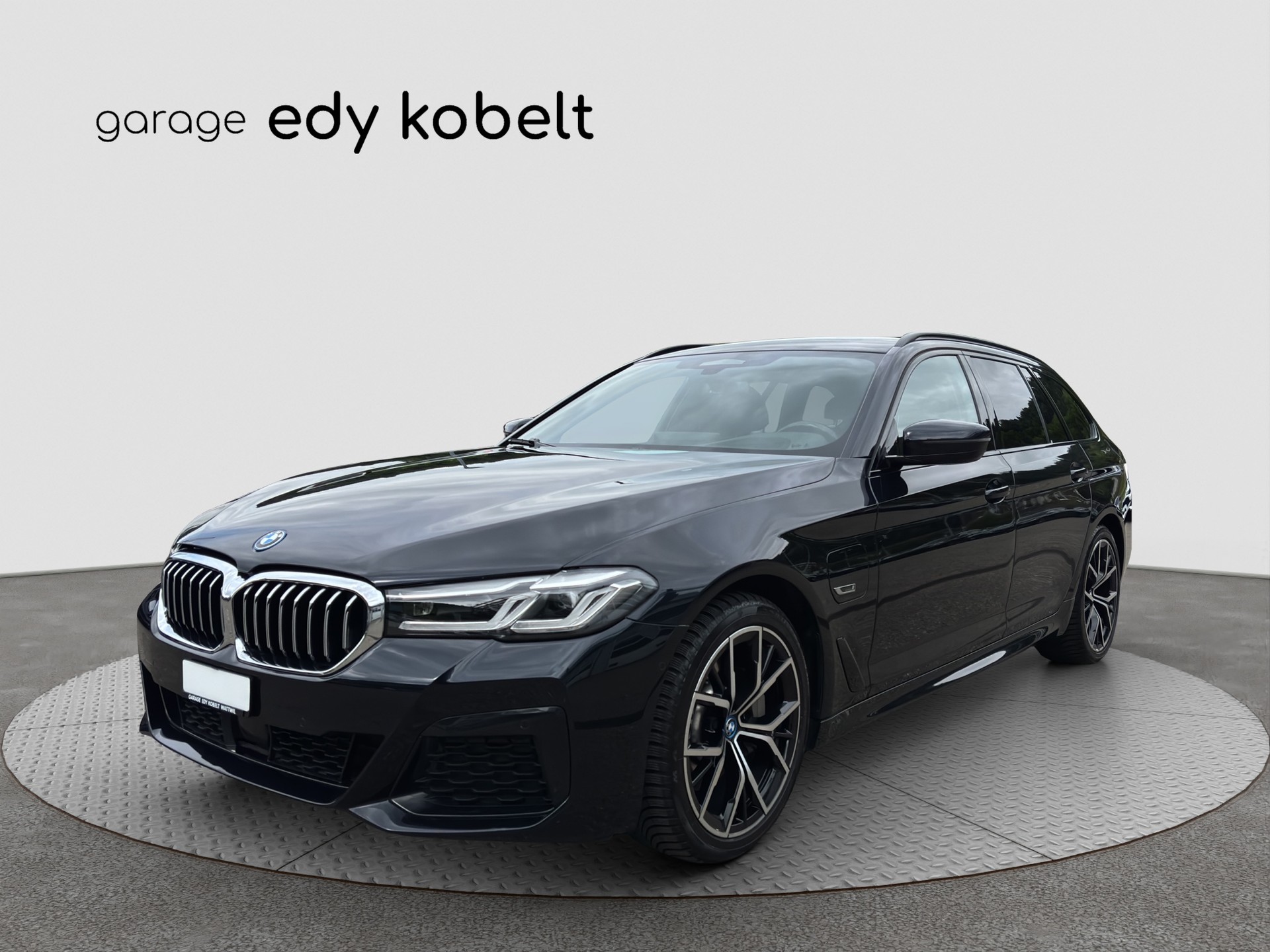 BMW 530e xDrive Touring M Sport Steptronic