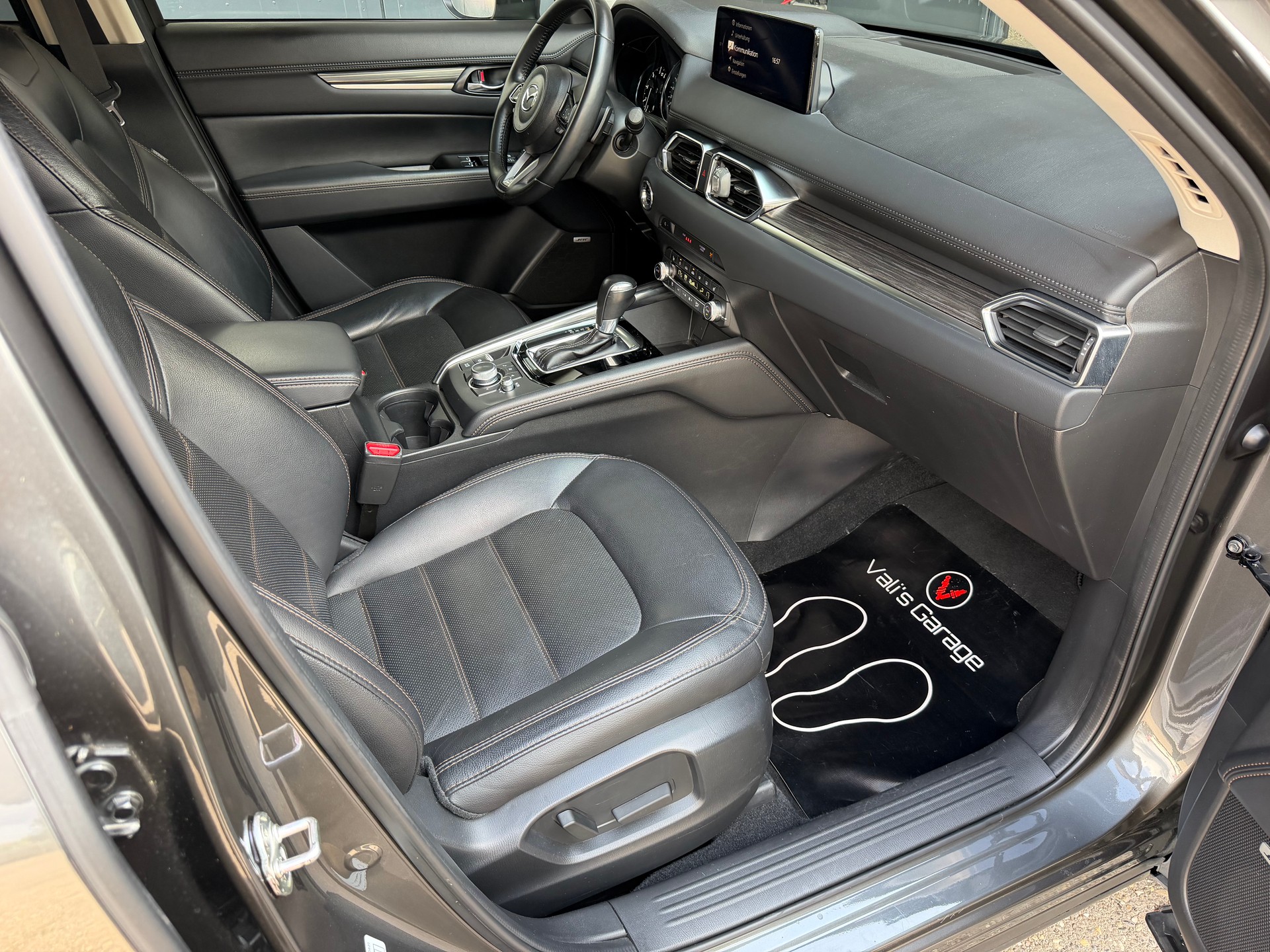 MAZDA CX-5 SKYACTIV-D 184 Revolution AWD Automat-image-10