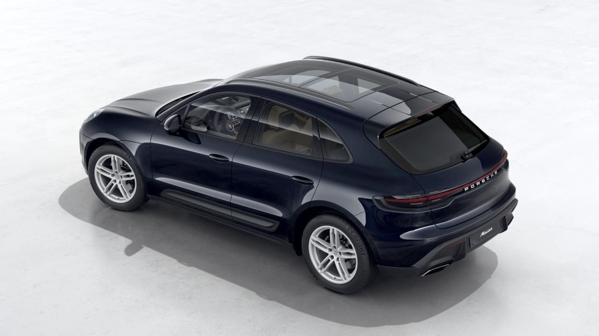 PORSCHE Macan-showroom-element-3