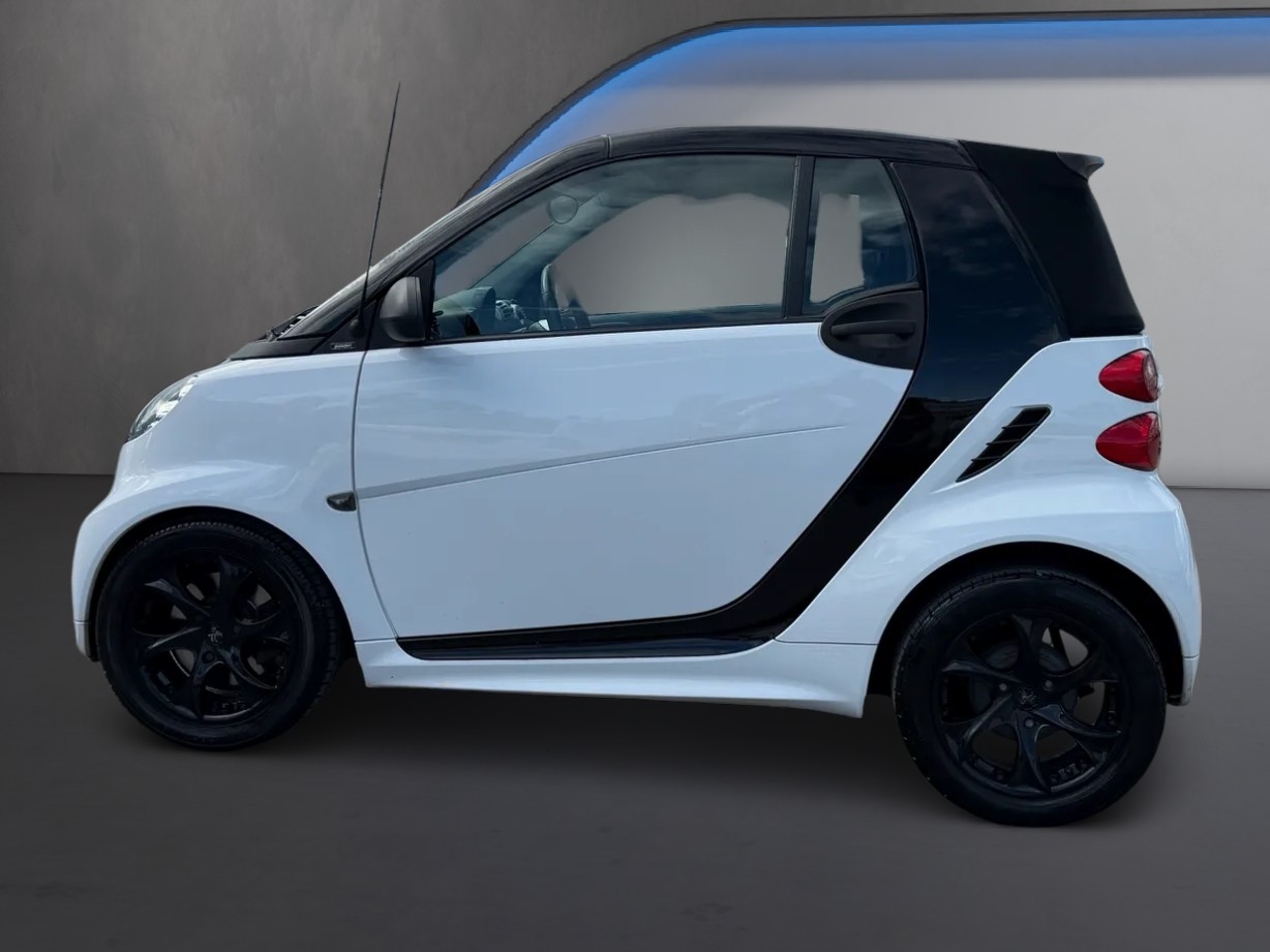 SMART FORTWO-image-5