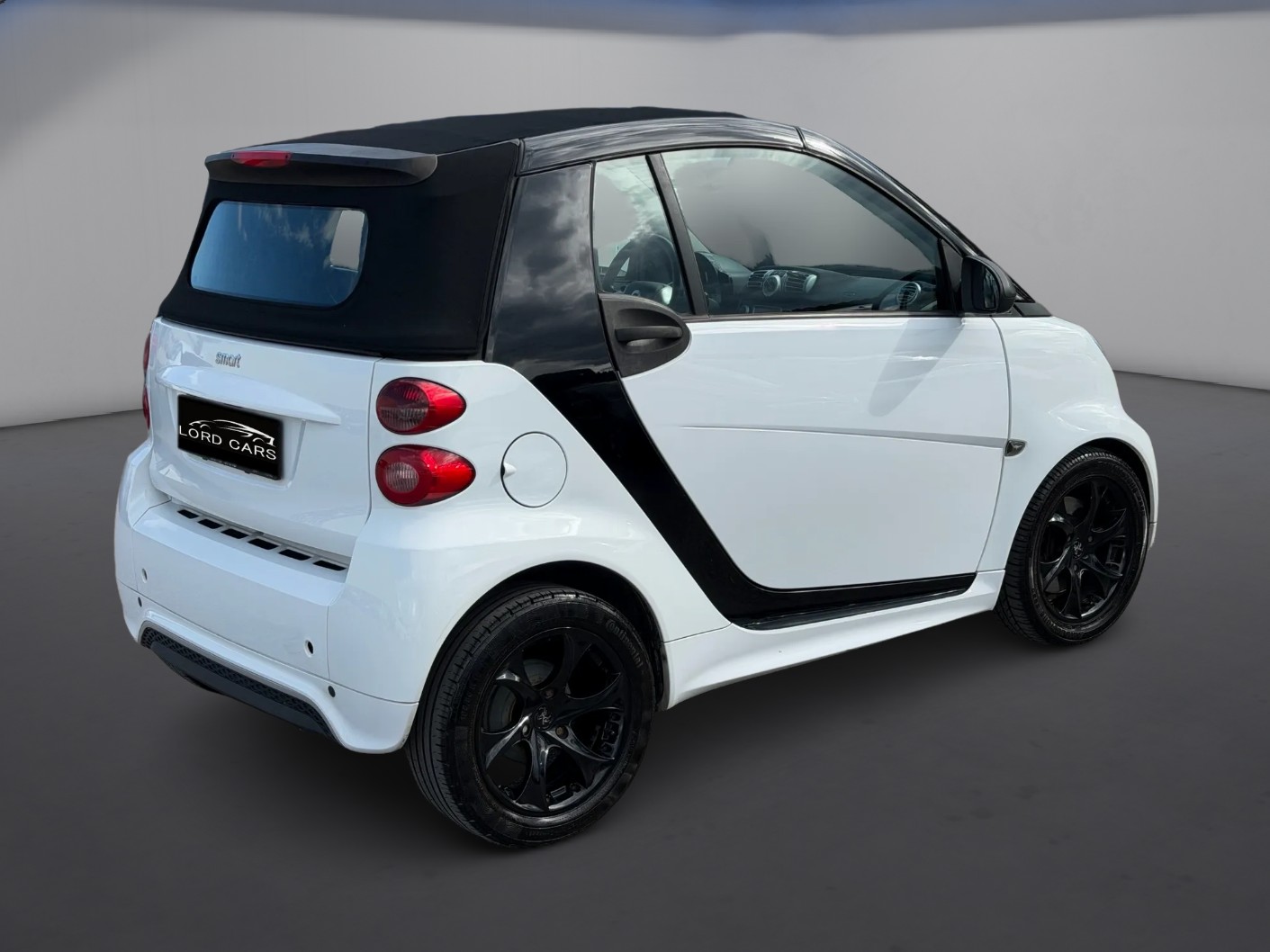 SMART FORTWO-image-3