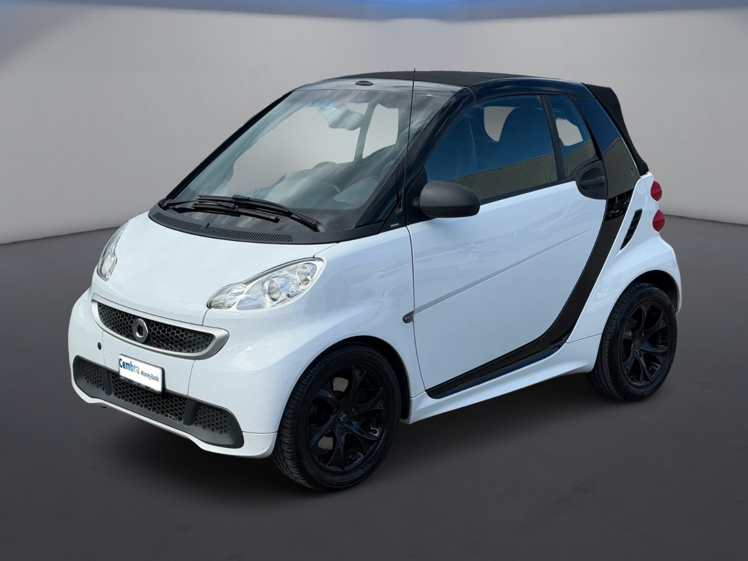 SMART FORTWO-image-0