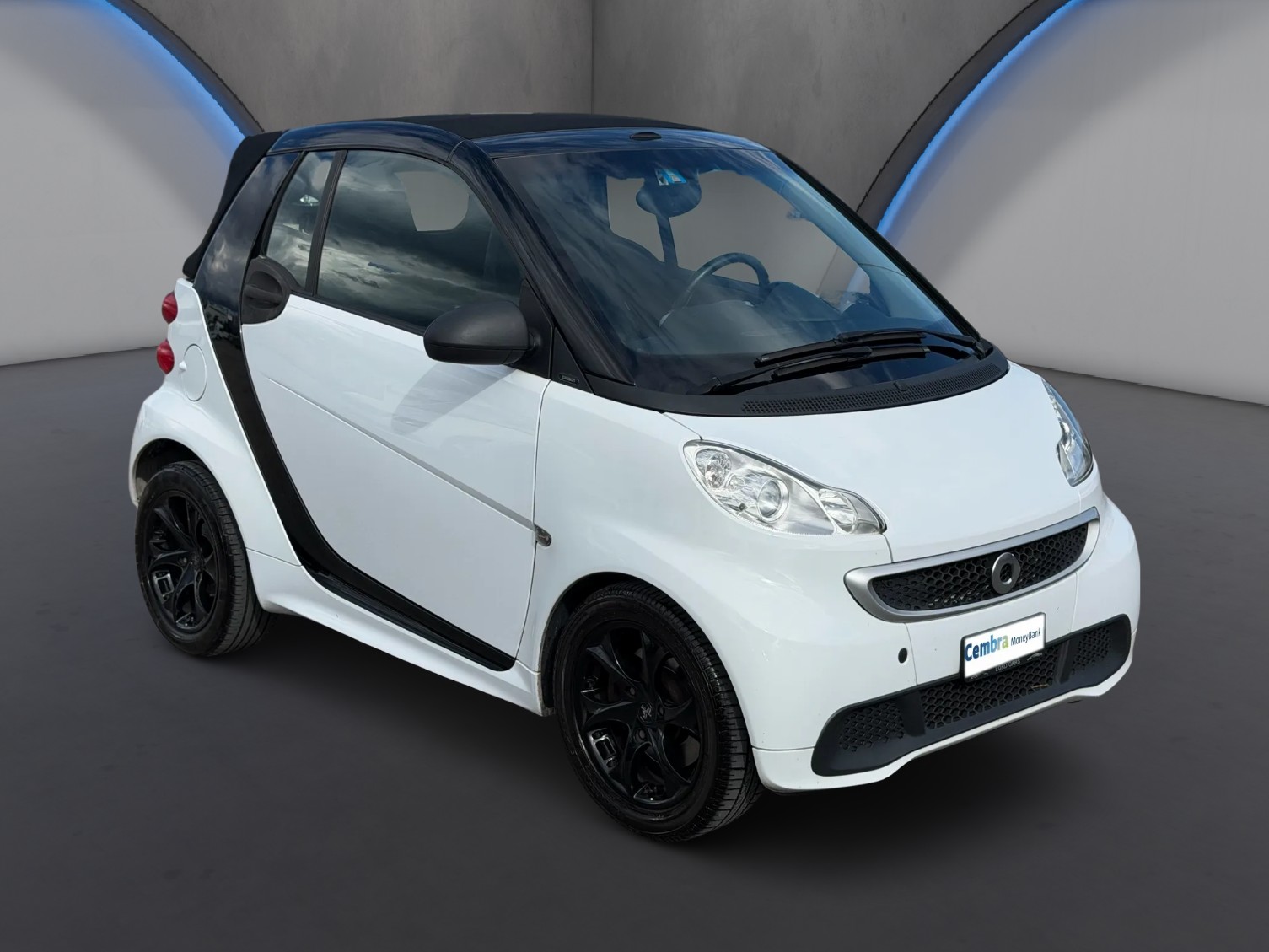 SMART FORTWO-image-2