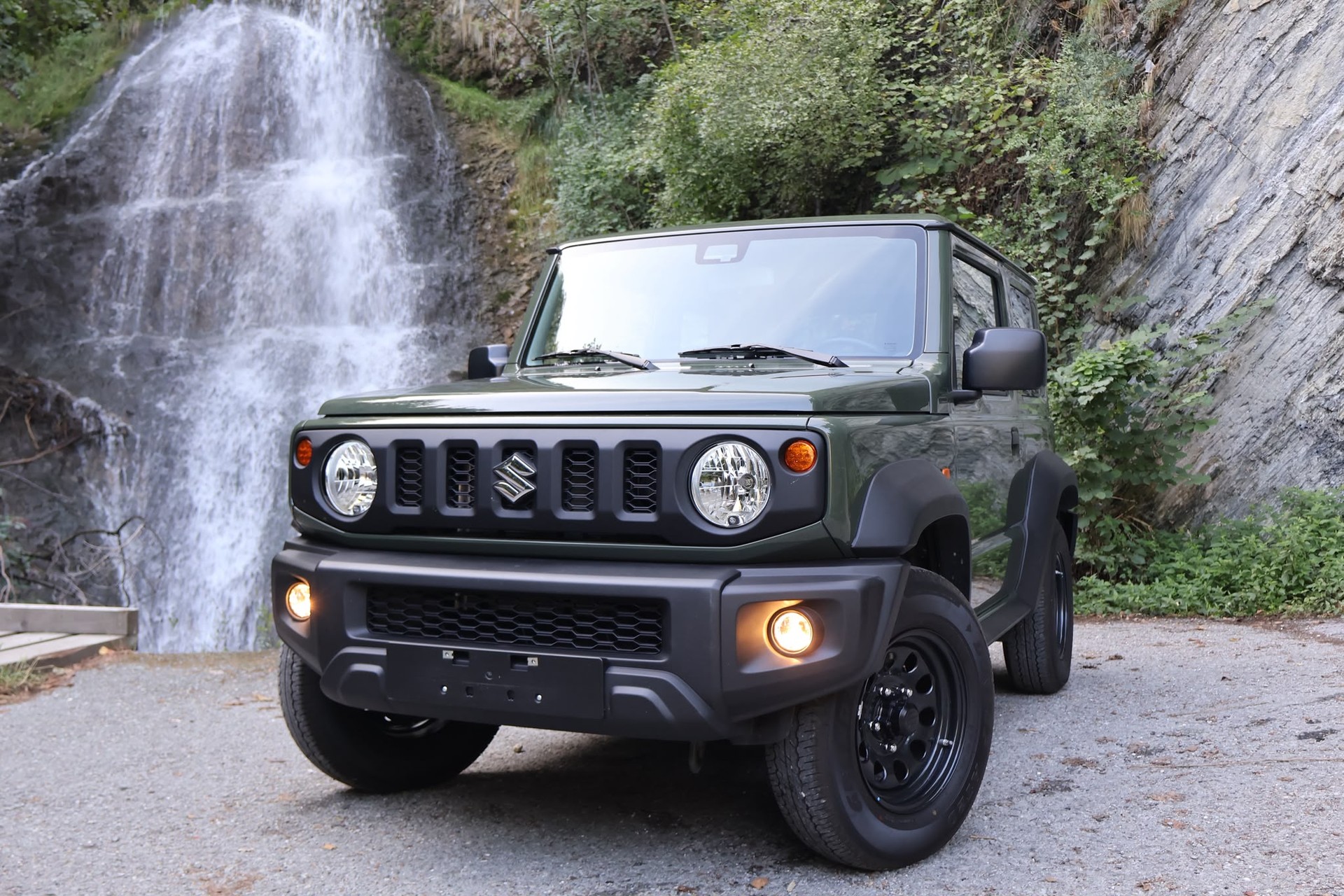 SUZUKI Jimny 1.5 Compact+ 4x4-image-5