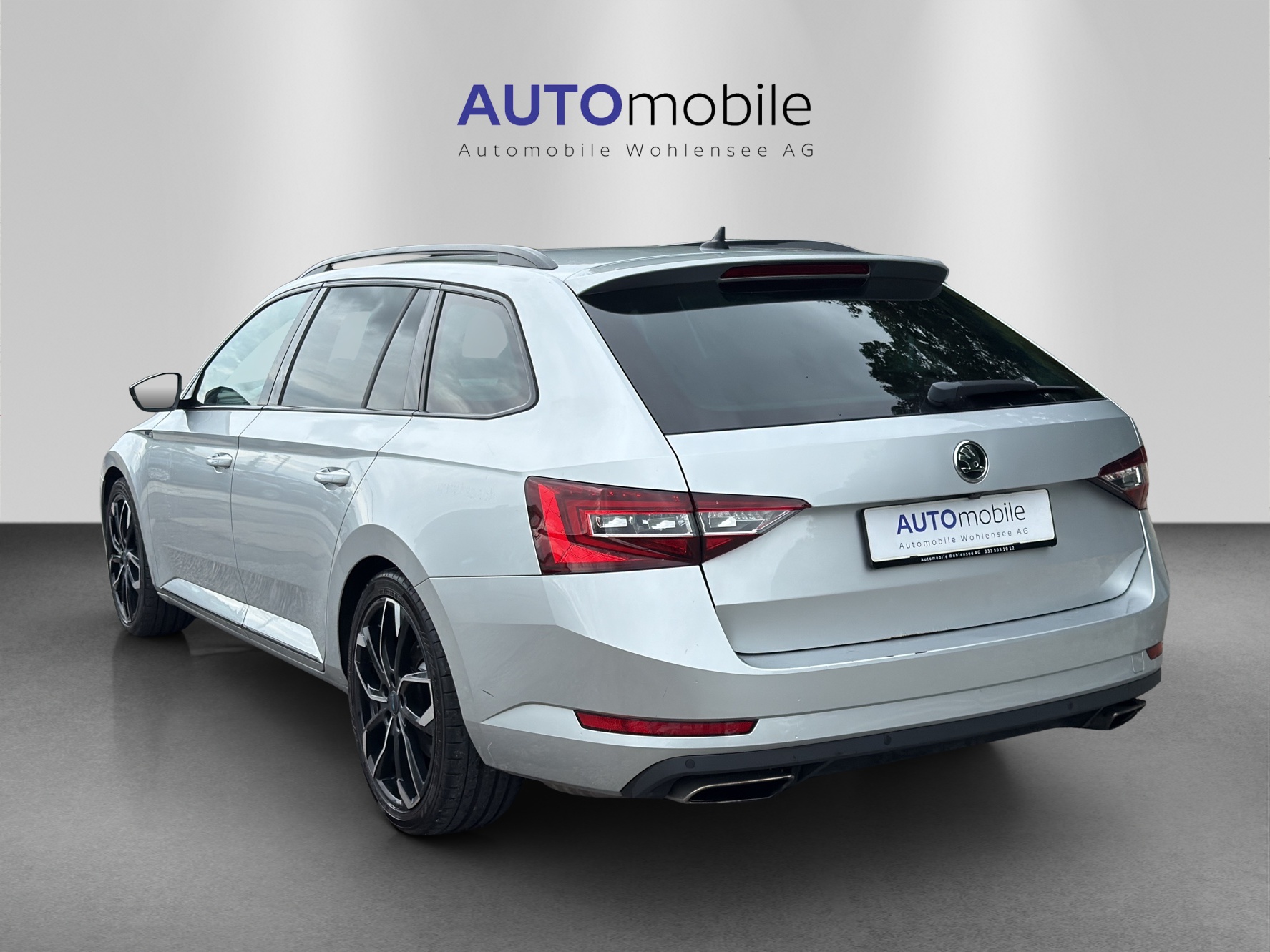 SKODA Superb Combi 2.0 TSI Sport Line DSG 4x4-image-6