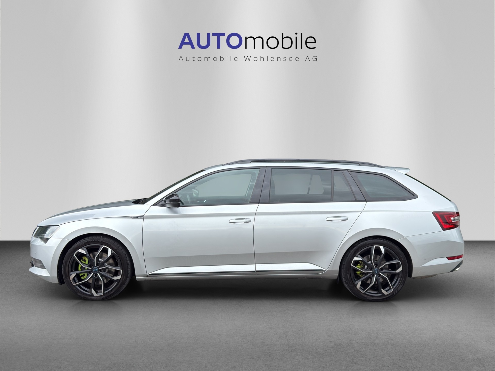 SKODA Superb Combi 2.0 TSI Sport Line DSG 4x4-image-0