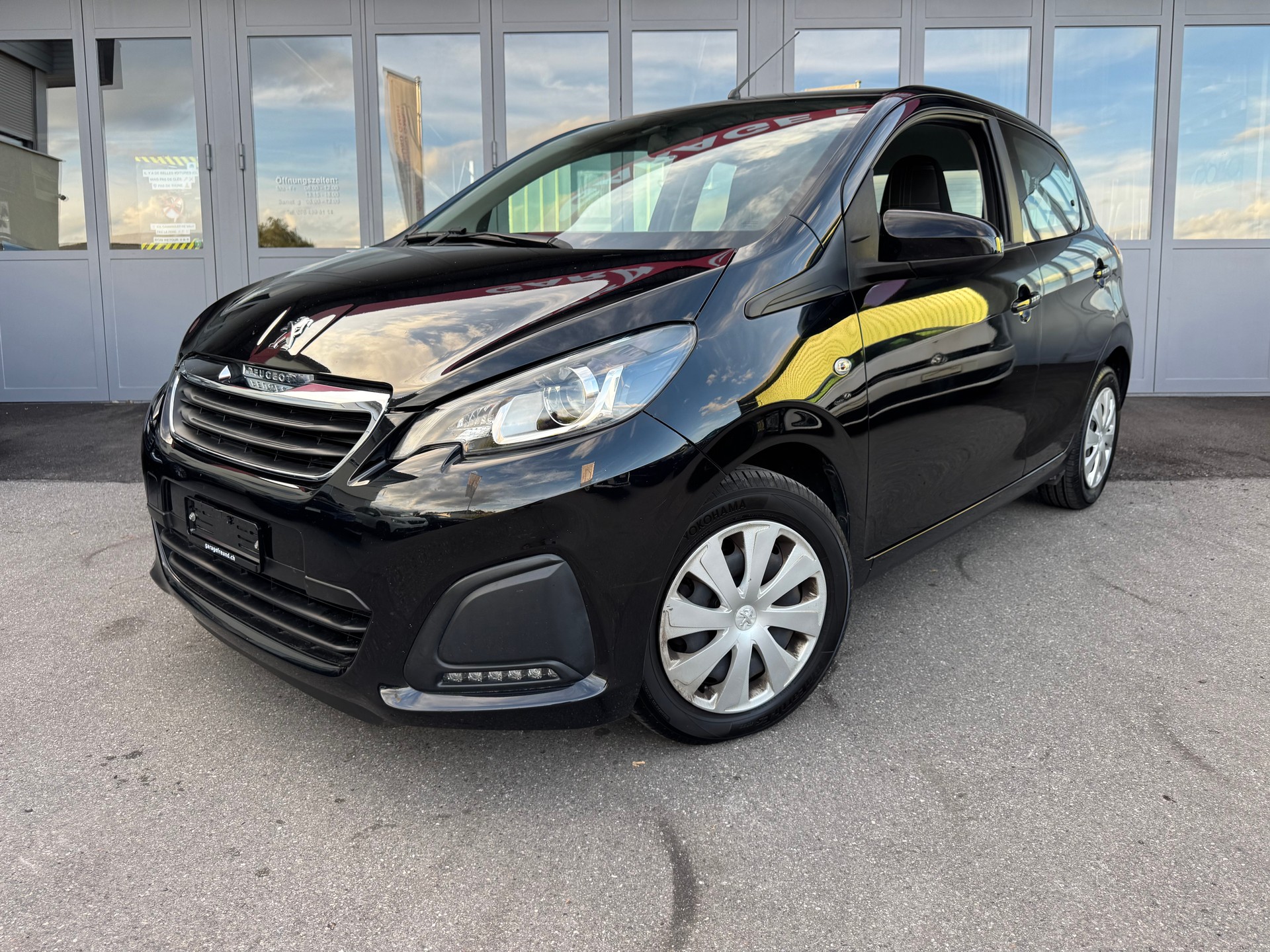 PEUGEOT 108 1.0 VTi Active Top