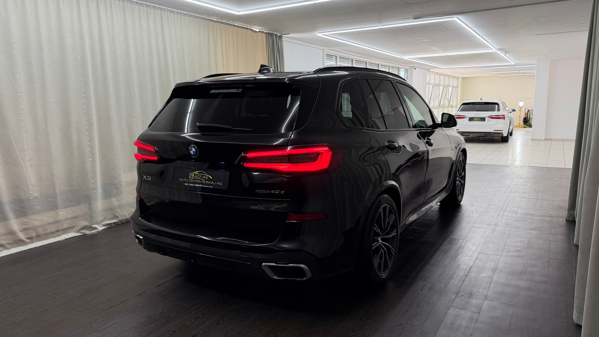 BMW X5 xDrive 48V 40d M Sport Steptronic-image-3