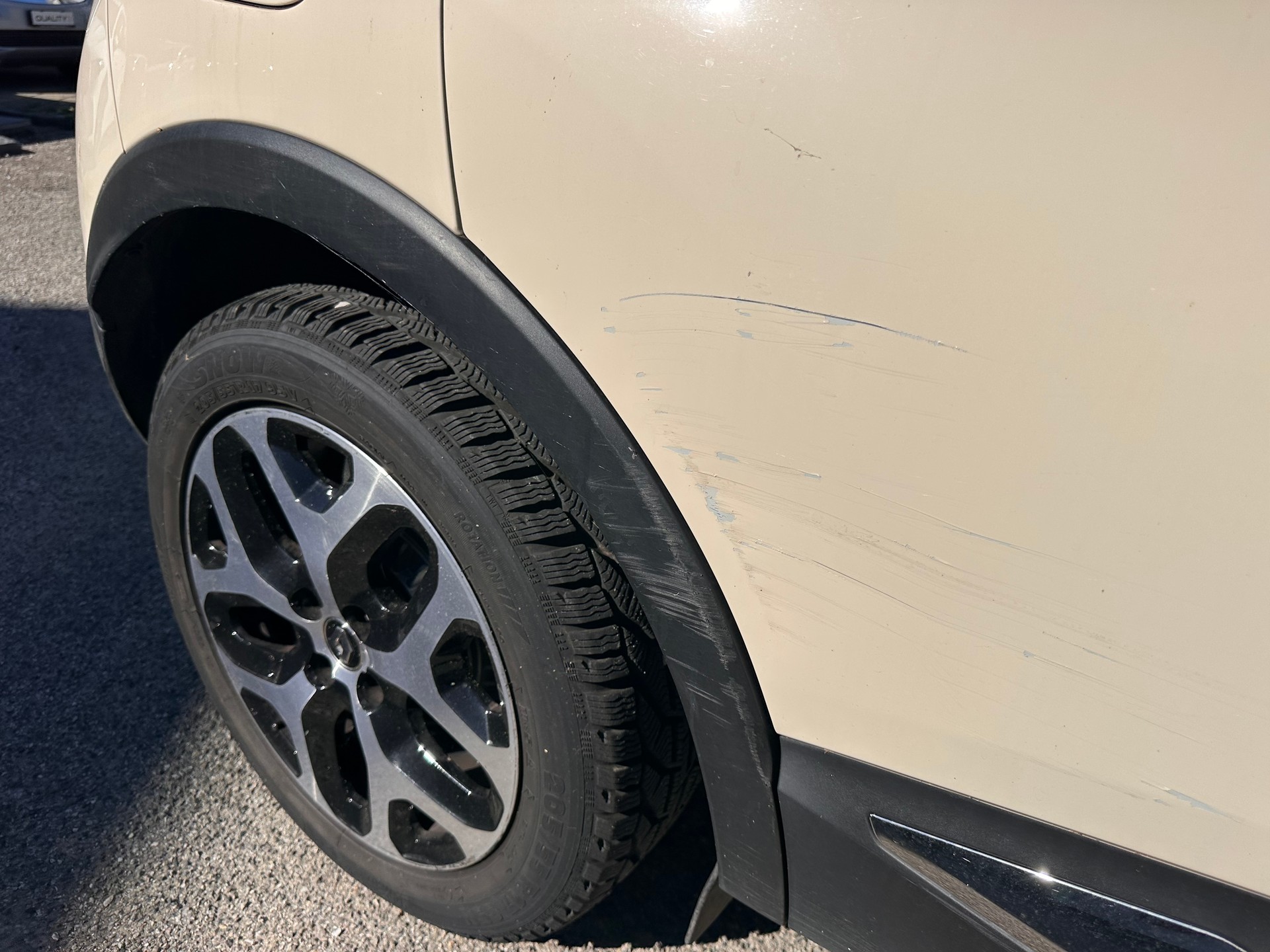 RENAULT Captur 1.3 T 16V Intens EDC-image-6