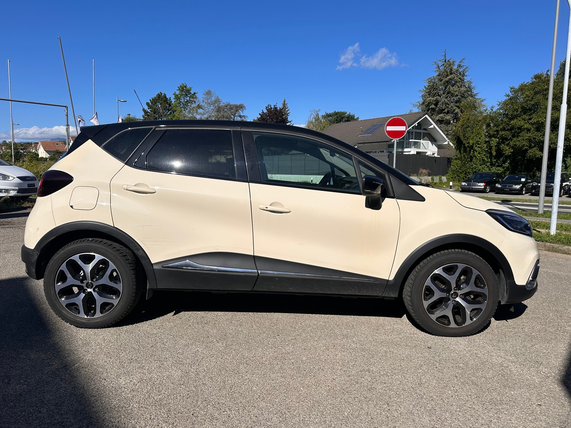 RENAULT Captur 1.3 T 16V Intens EDC-image-3