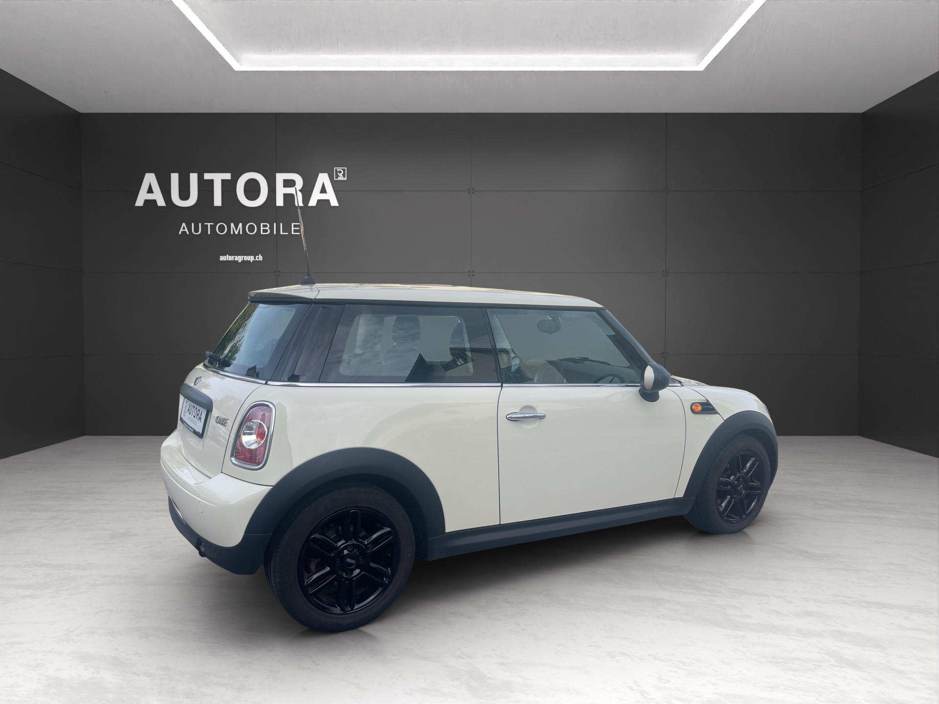 MINI One-image-5
