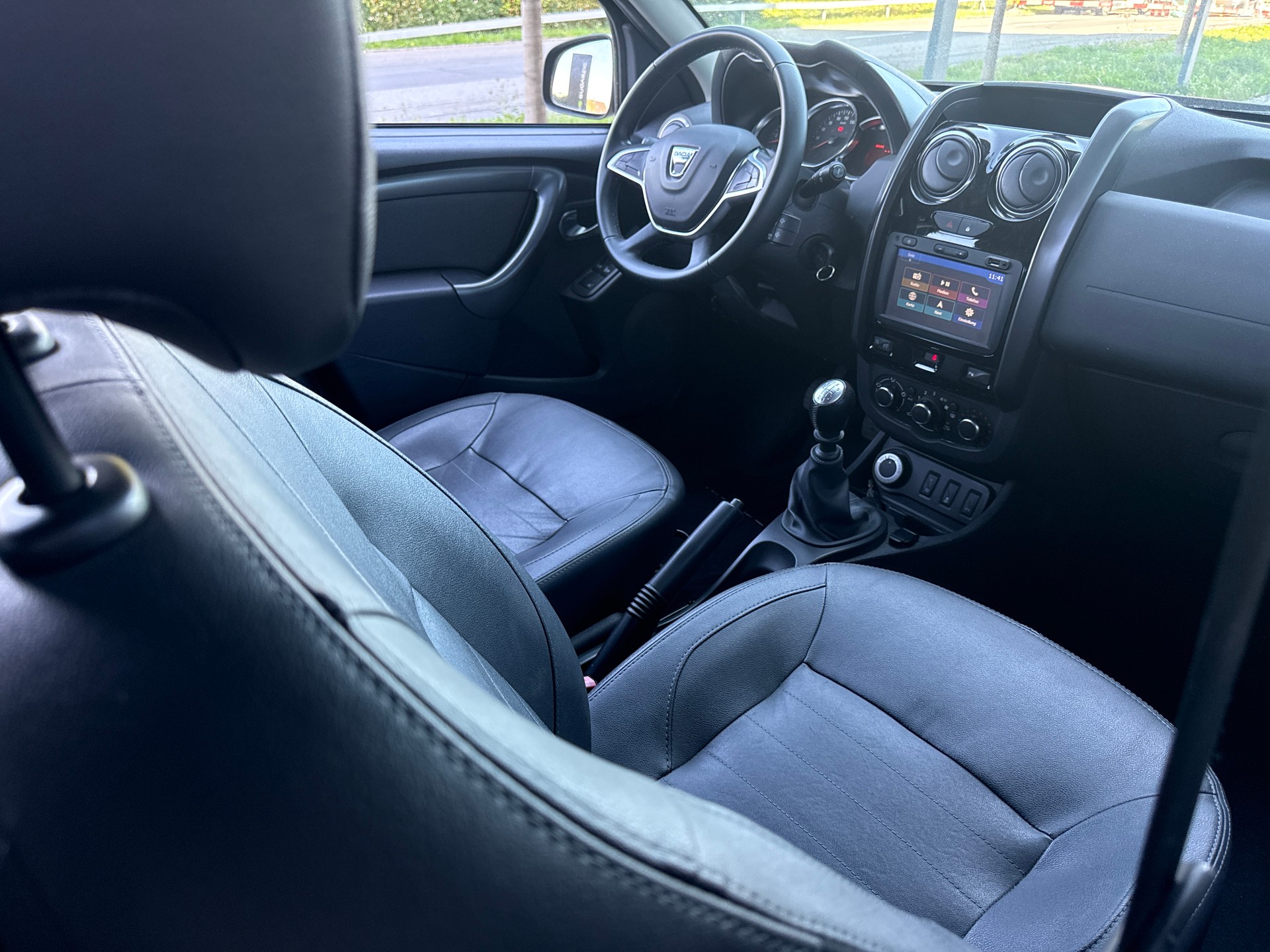 DACIA Duster 1.5 dCi Privilège 4x4-image-13