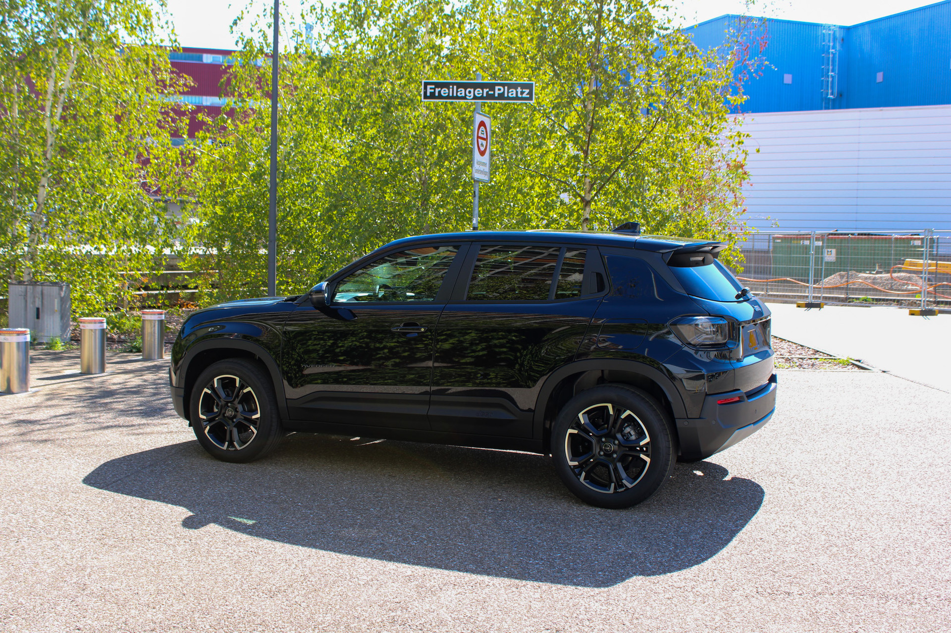 JEEP Avenger 1.2 MHEV Summit Sky-image-6