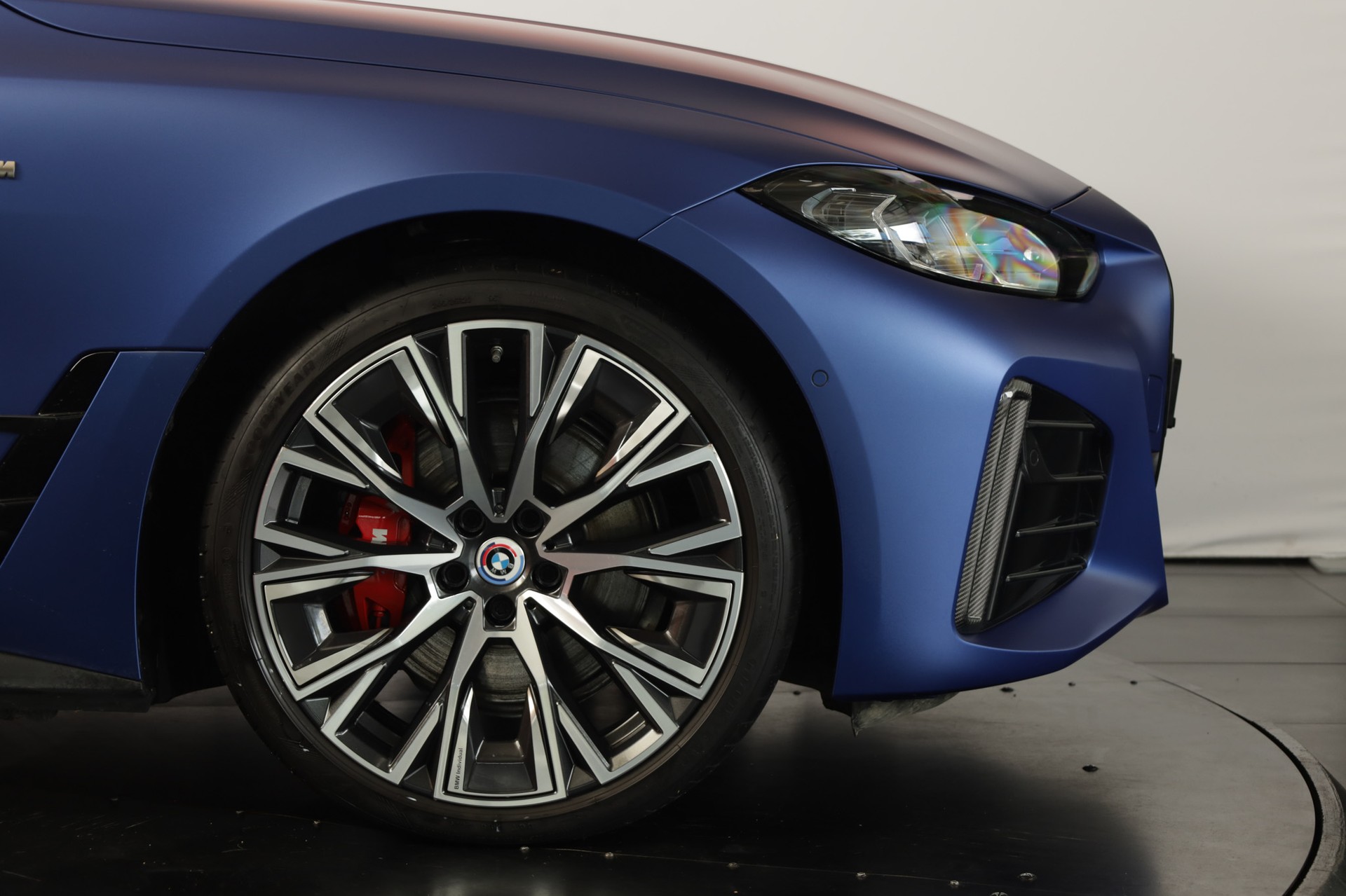 BMW i4 M50 M Sport Pro Frozen Portimau FULL OPTIONS-image-31