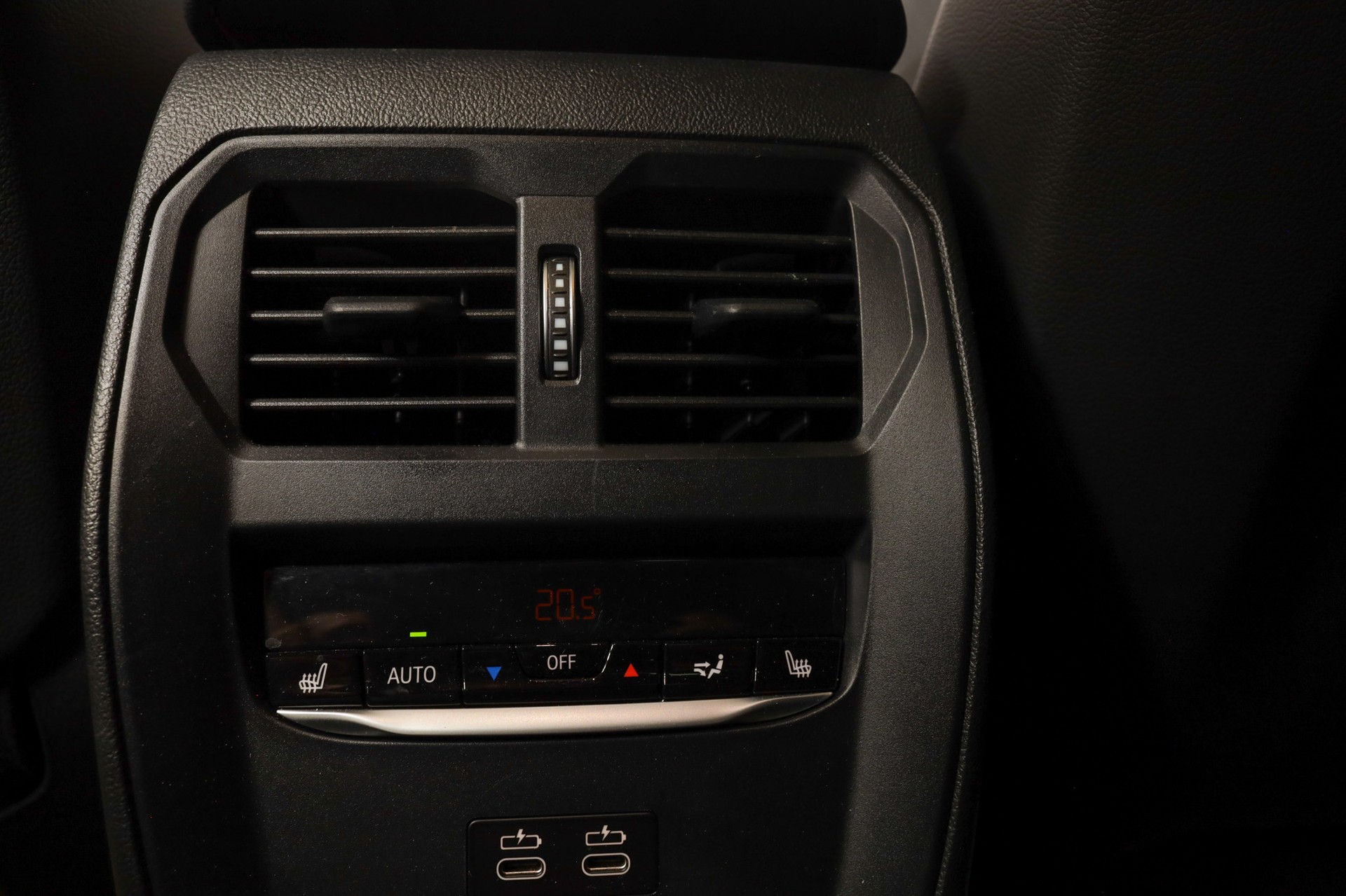 BMW i4 M50 M Sport Pro Frozen Portimau FULL OPTIONS-image-18