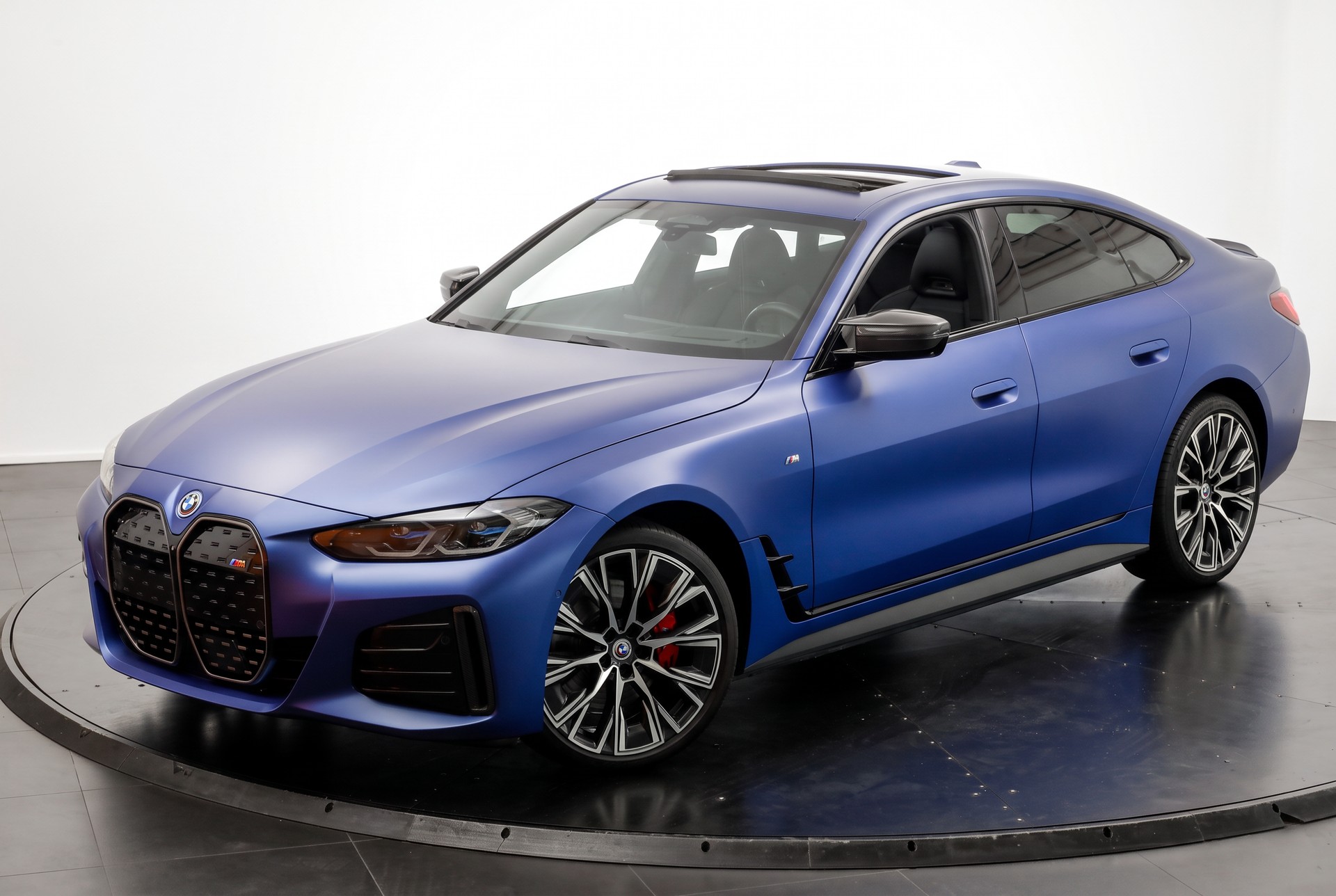 BMW i4 M50 M Sport Pro Frozen Portimau FULL OPTIONS-image-6