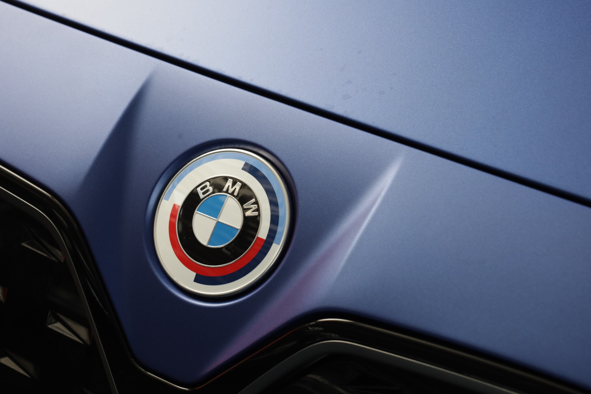 BMW i4 M50 M Sport Pro Frozen Portimau FULL OPTIONS-showroom-element-2
