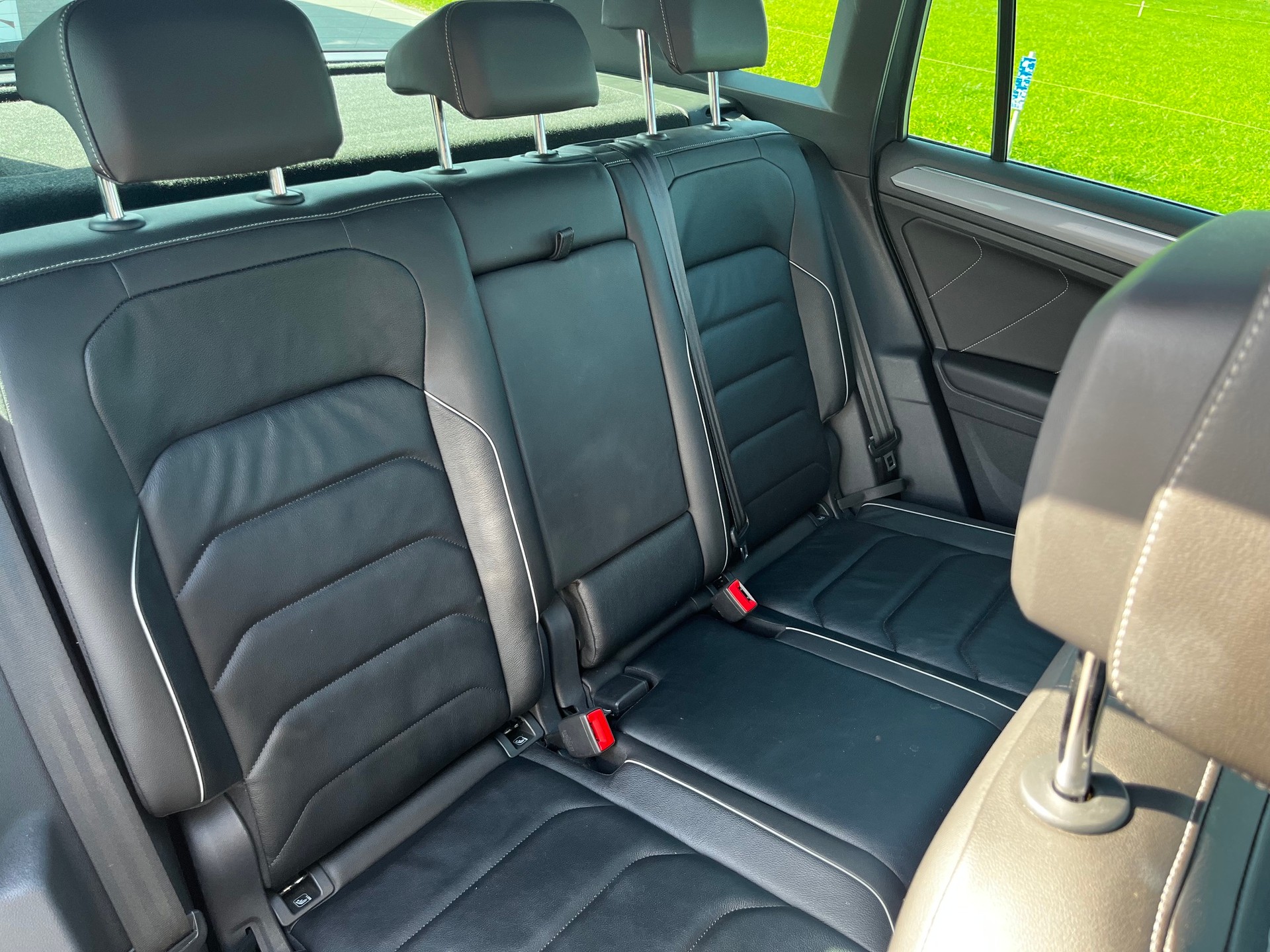 VW Tiguan 2.0 TDI SCR Highline 4Motion DSG-image-9