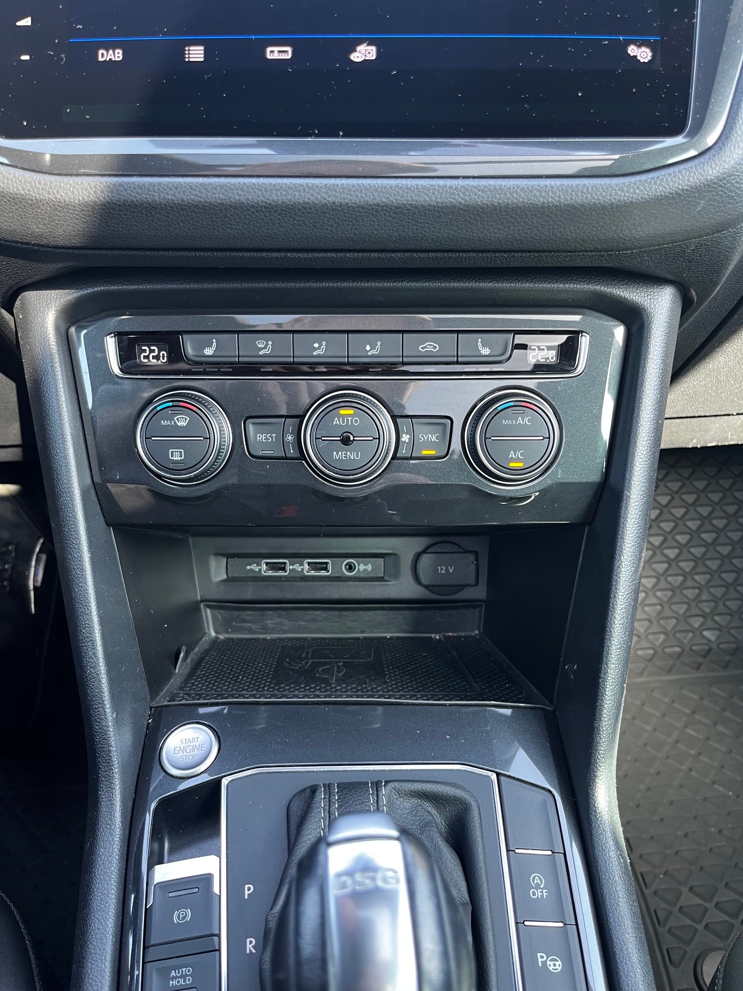 VW Tiguan 2.0 TDI SCR Highline 4Motion DSG-image-17