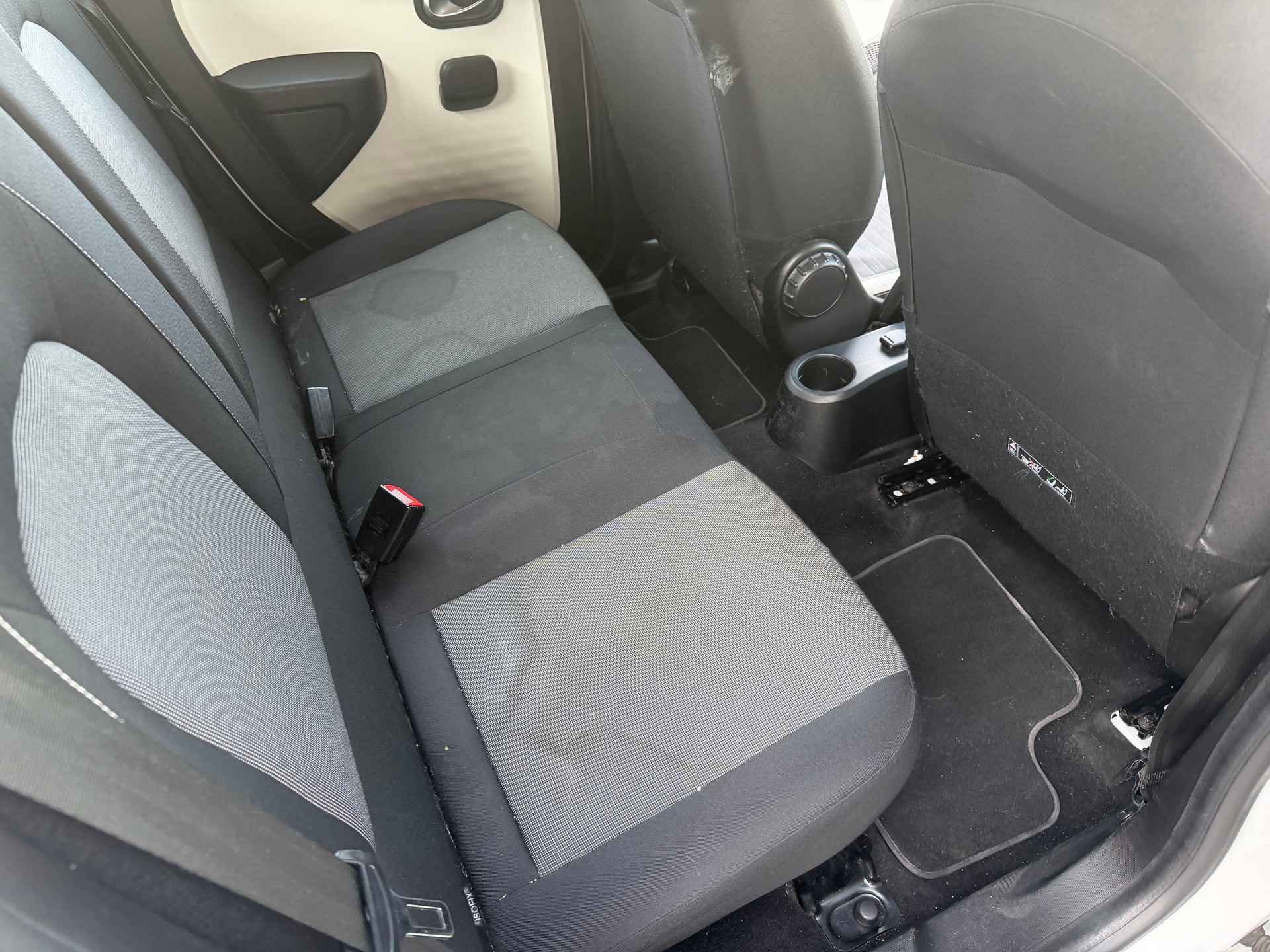 RENAULT Twingo 1.0 Intens-image-11