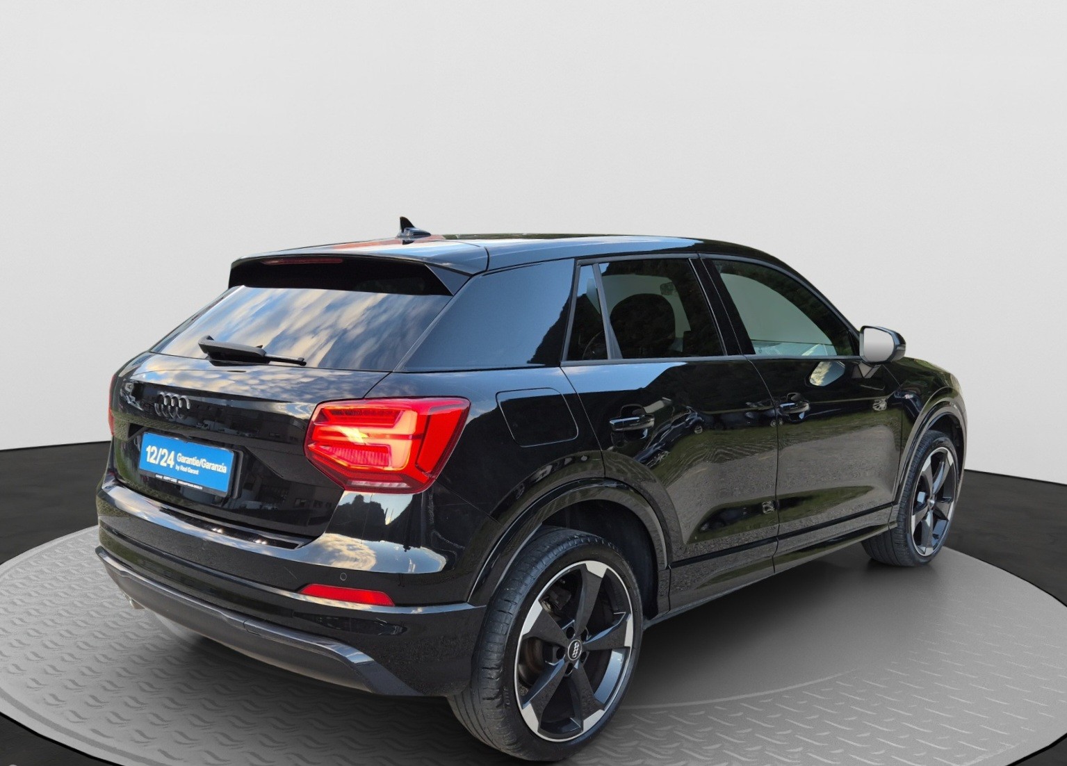 AUDI Q2 35 TFSI Design S-tronic S-LINE-image-4