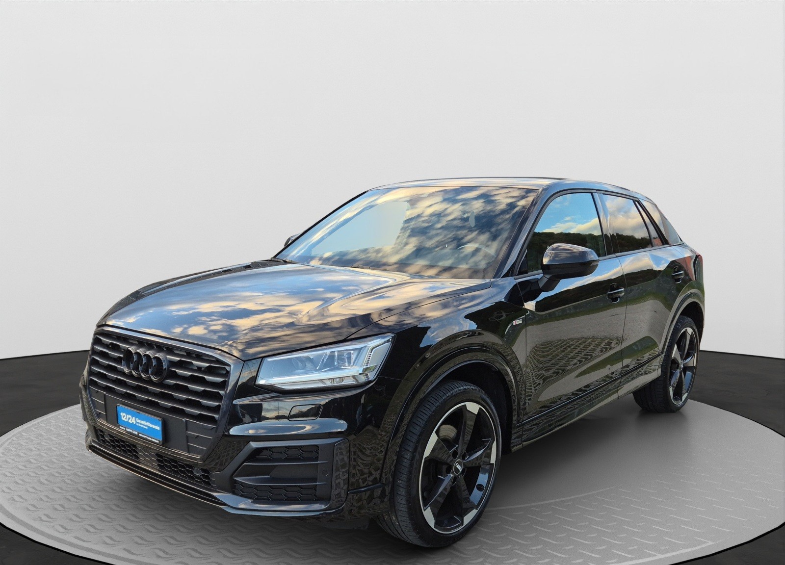 AUDI Q2 35 TFSI Design S-tronic S-LINE — slika 1