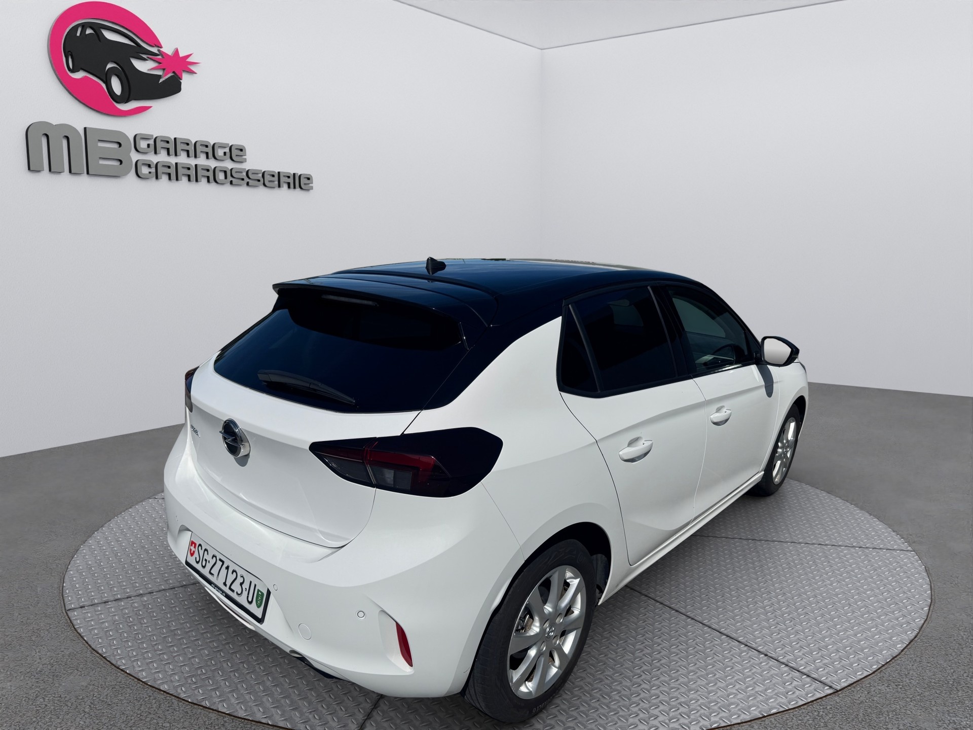OPEL Corsa 1.2 TP Edition-image-5