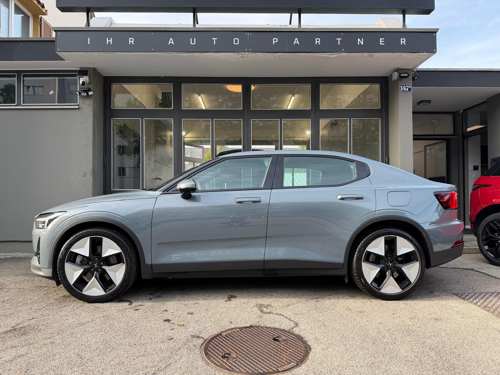 POLESTAR 2 Long Range Dual Motor-image-2