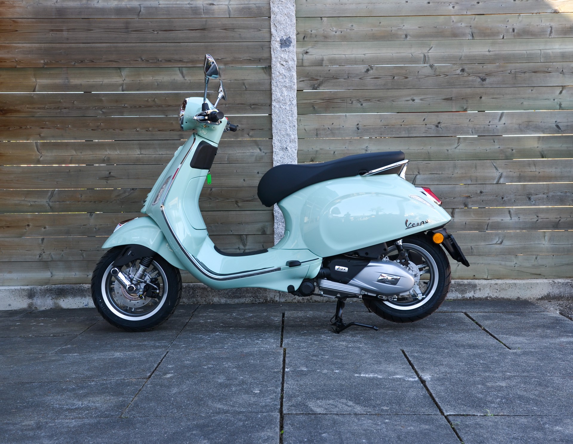 PIAGGIO Vespa 125 Primavera-image-4