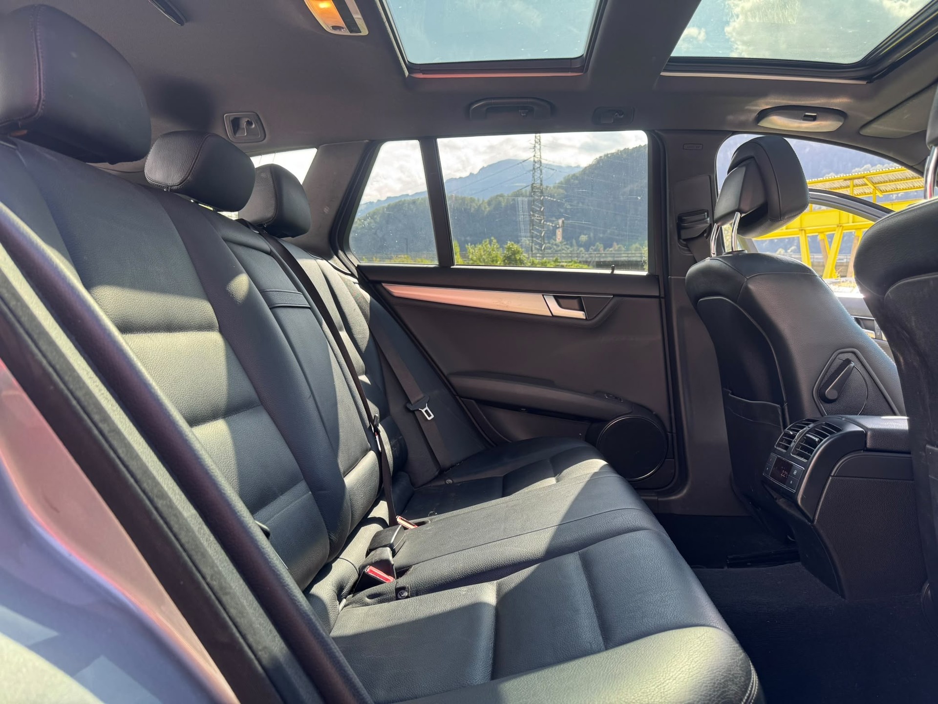 MERCEDES-BENZ C 350 Avantgarde 7G-Tronic-image-5