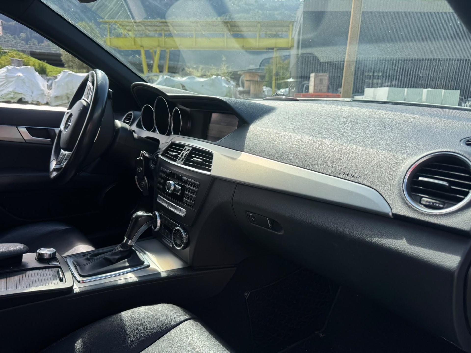 MERCEDES-BENZ C 350 Avantgarde 7G-Tronic-image-12