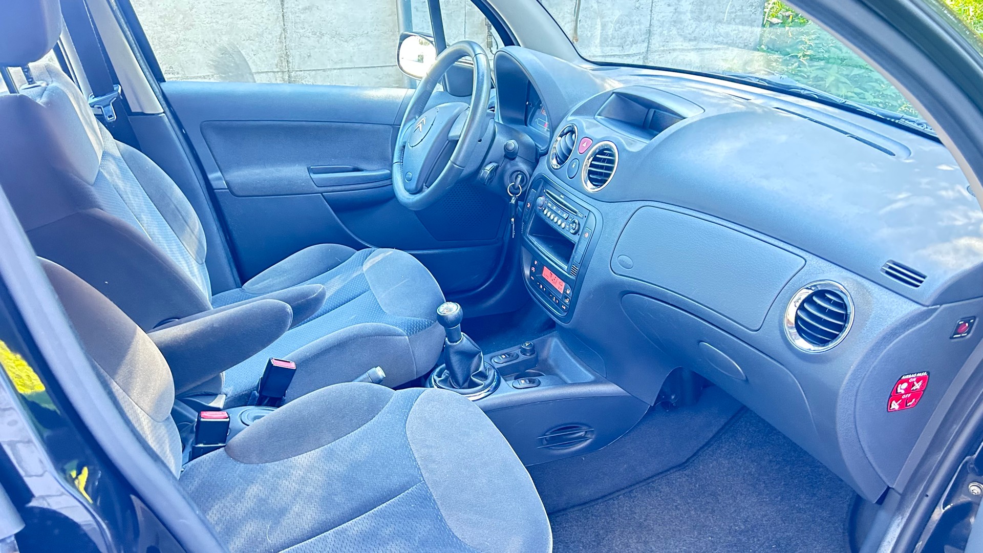 CITROEN C3 1.6i 16V Exclusive-image-6