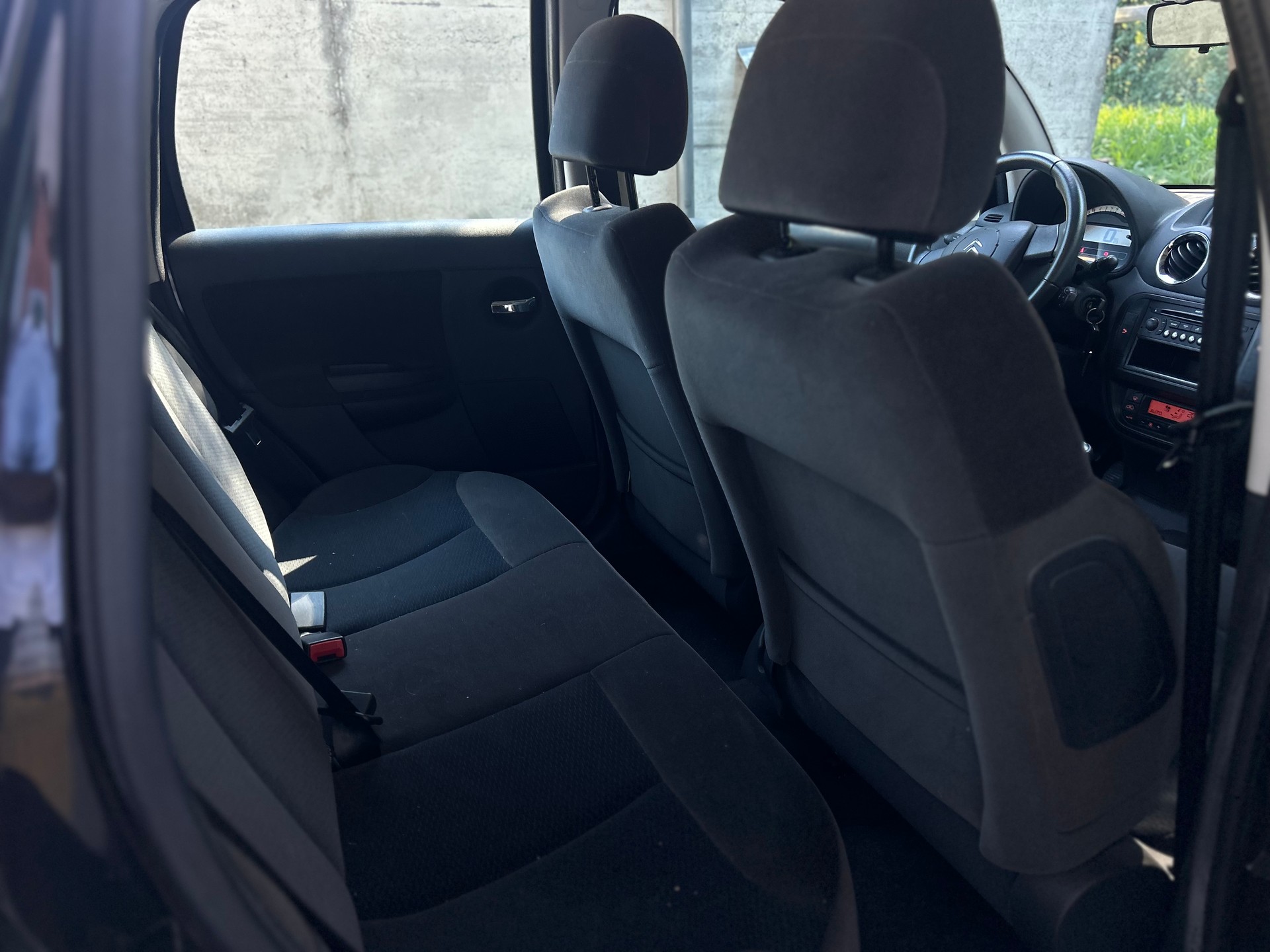 CITROEN C3 1.6i 16V Exclusive-image-5