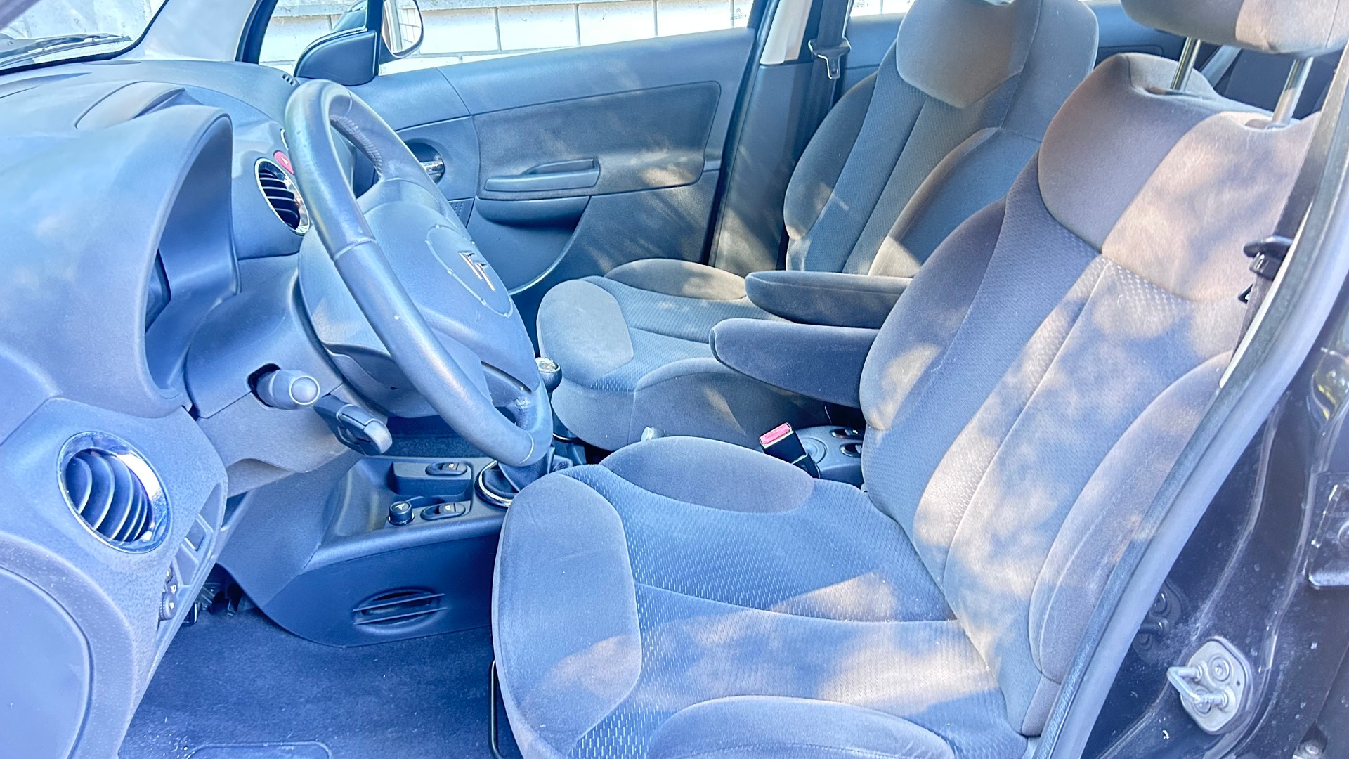 CITROEN C3 1.6i 16V Exclusive-image-7