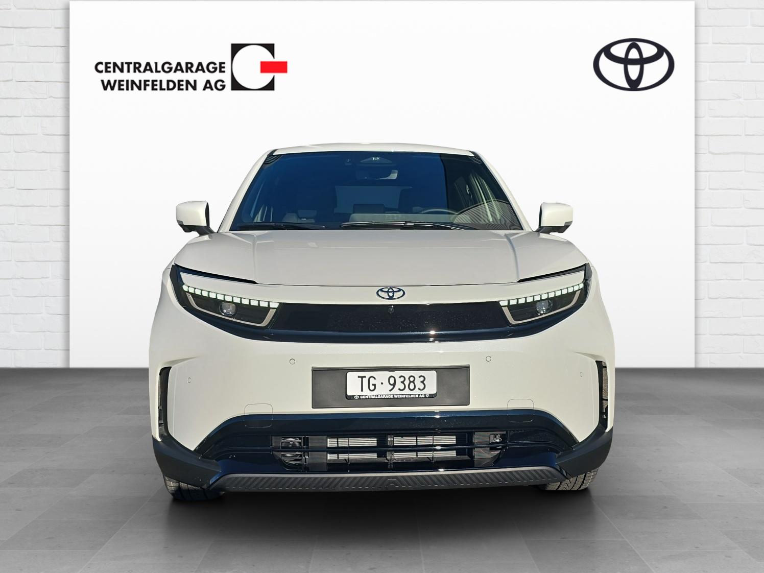 TOYOTA Urban Cruiser Premium AWD-image-13