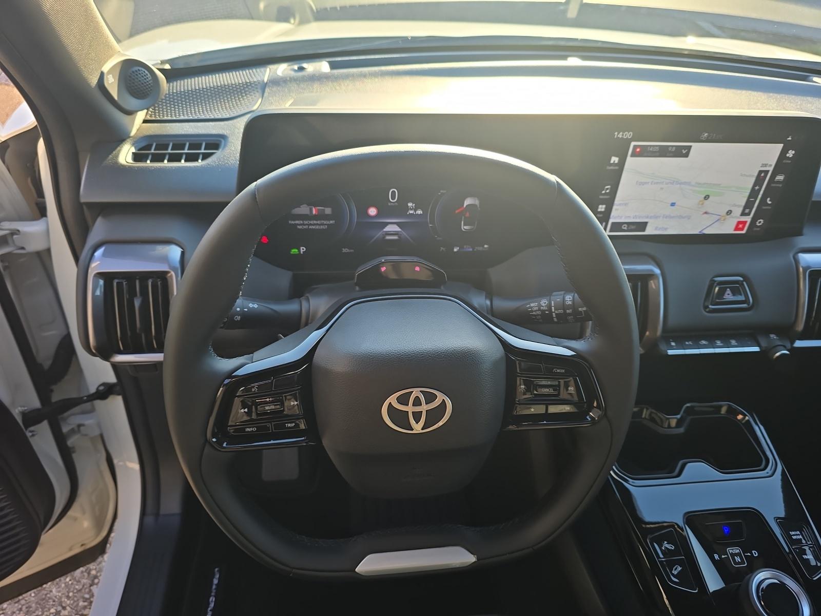 TOYOTA Urban Cruiser Premium AWD-image-8