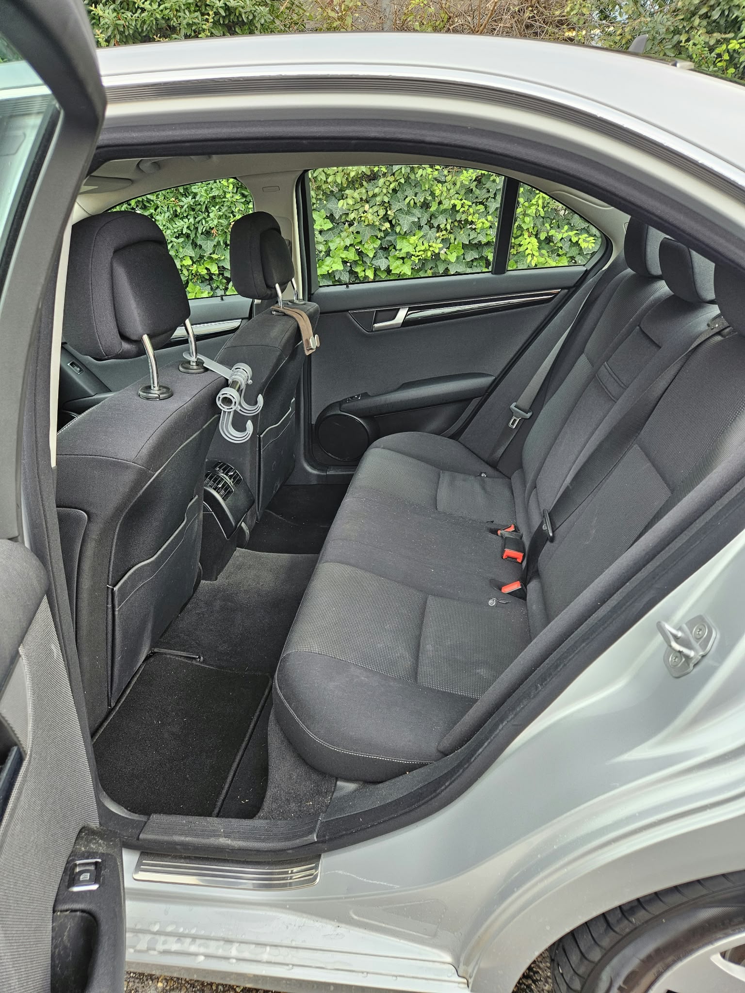 MERCEDES-BENZ C 180 CDI BlueEF-image-5