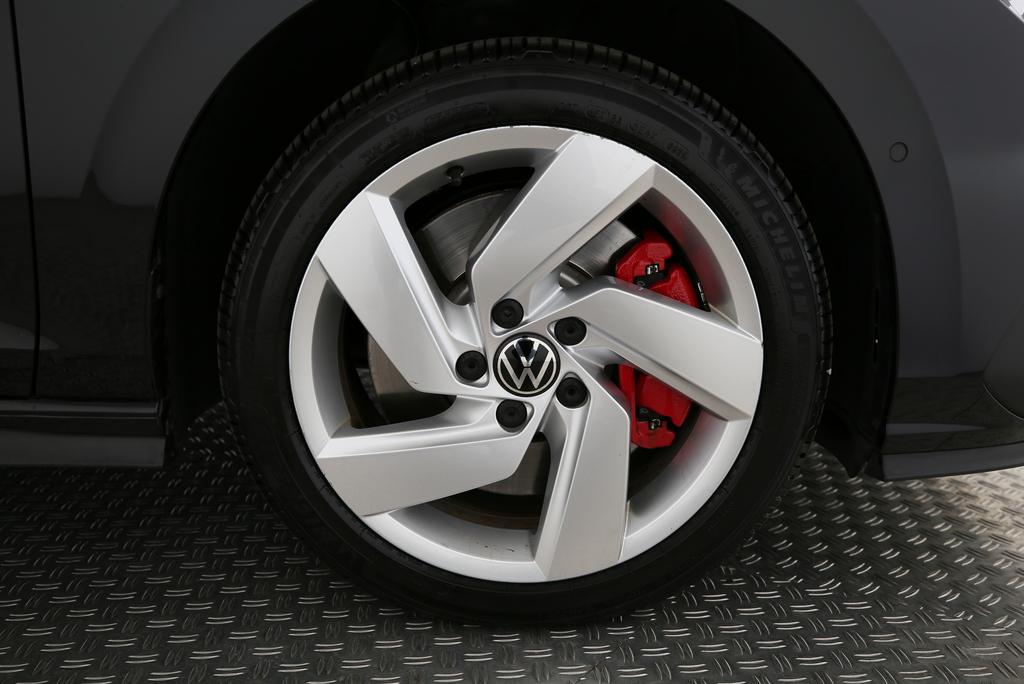 VW Golf VIII 1.4 TSI PHEV GTE DSG-image-12
