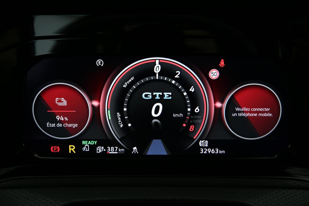 VW Golf VIII 1.4 TSI PHEV GTE DSG-image-4