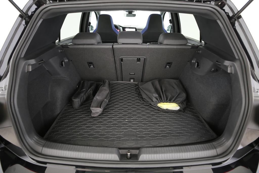 VW Golf VIII 1.4 TSI PHEV GTE DSG-image-13