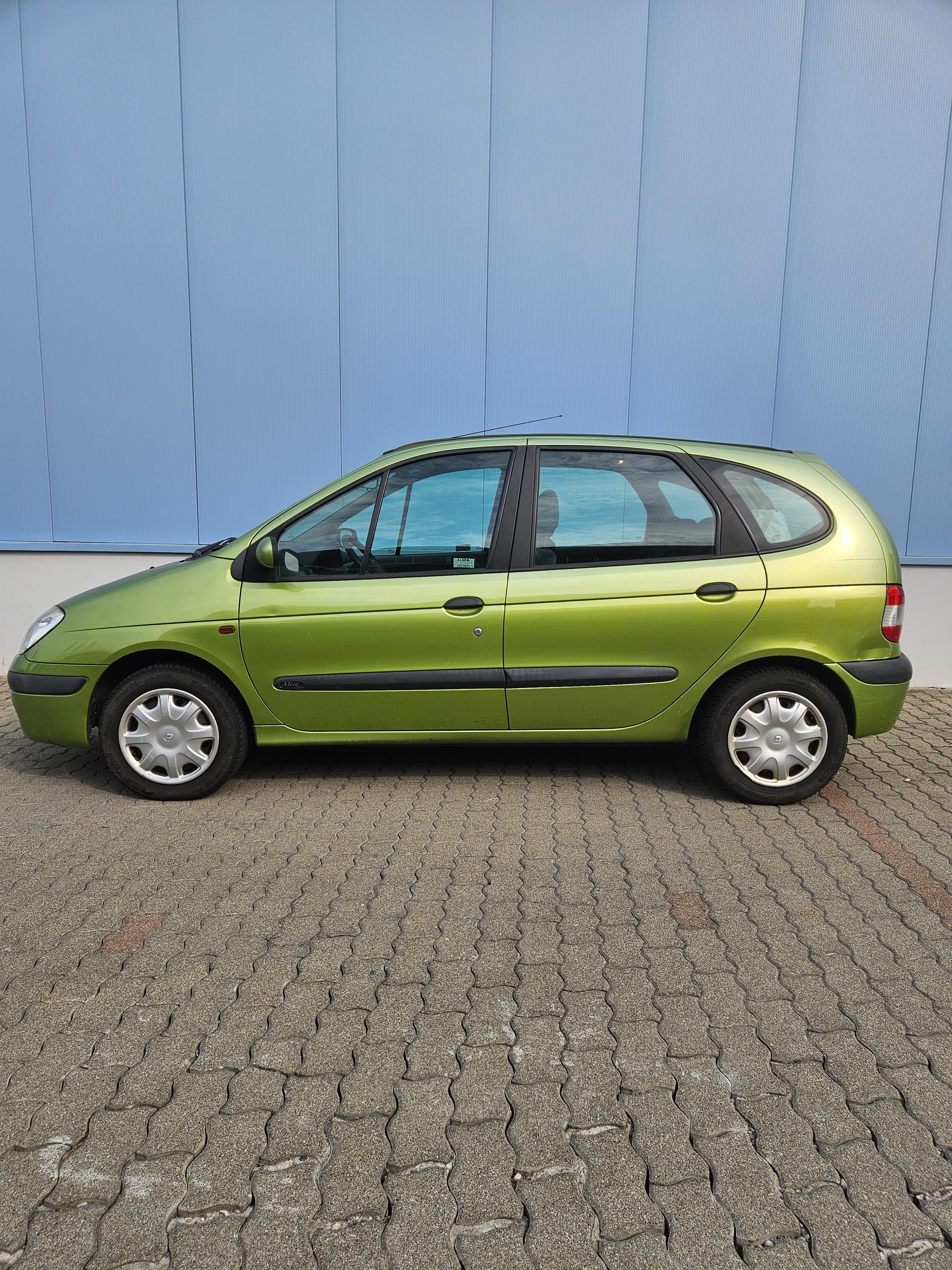 RENAULT Scénic 2.0 16V Alizé-image-8