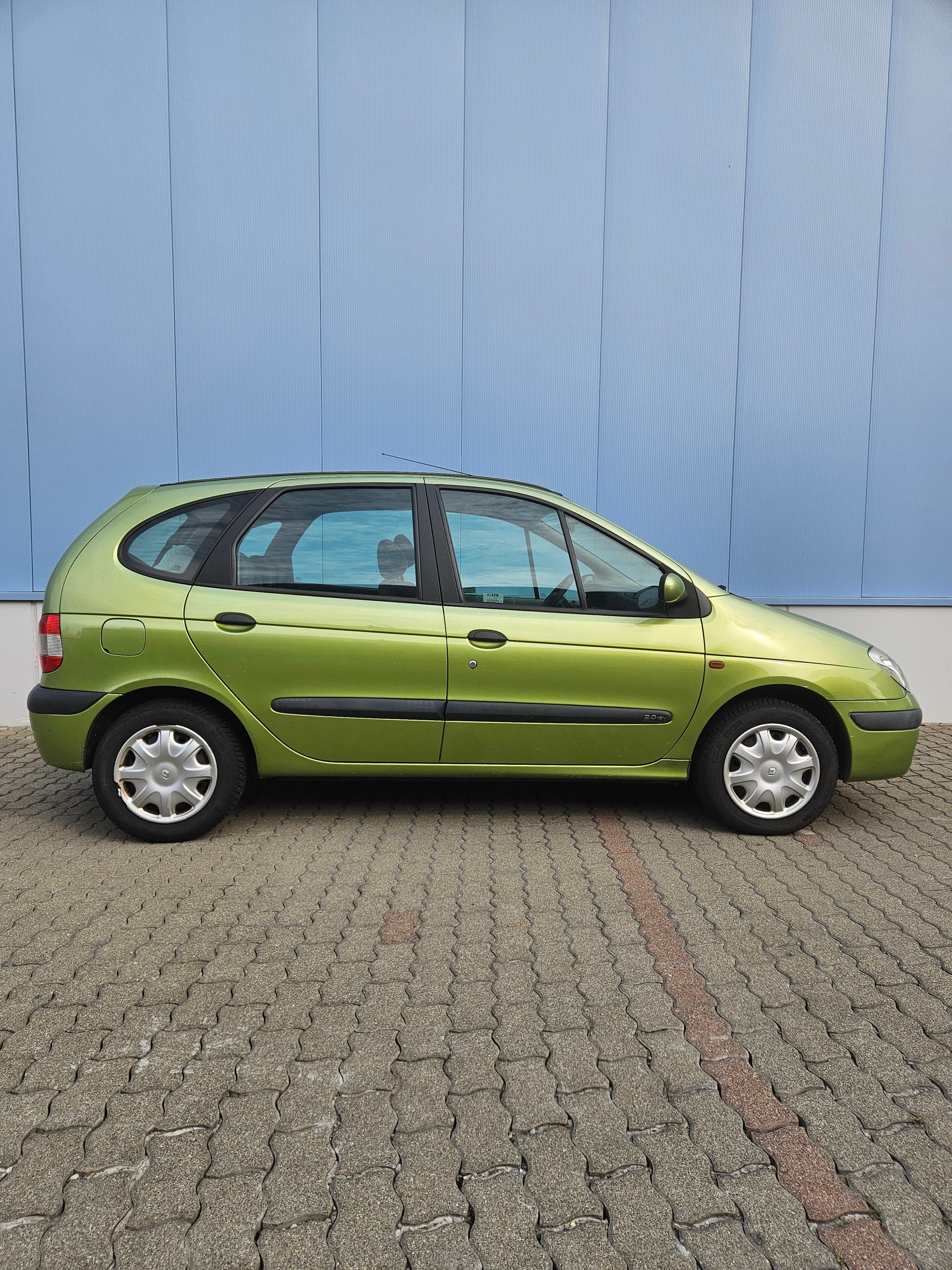 RENAULT Scénic 2.0 16V Alizé-image-1