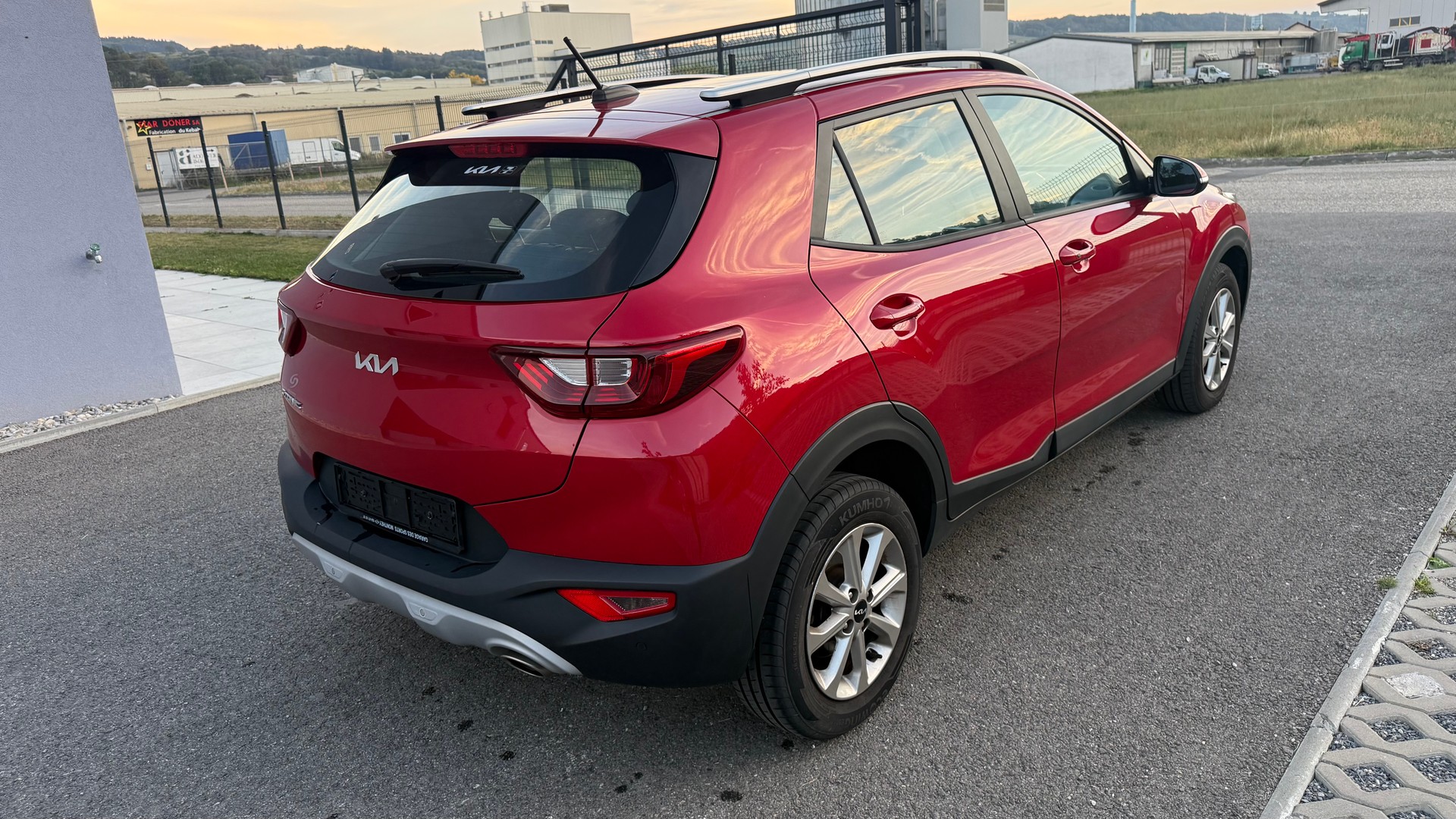 KIA Stonic 1.0 T-GDI Power DCT-image-3