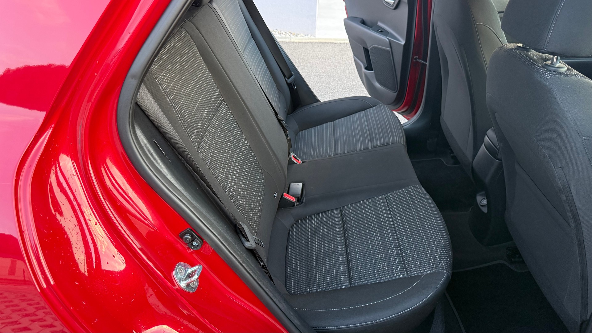 KIA Stonic 1.0 T-GDI Power DCT-image-10