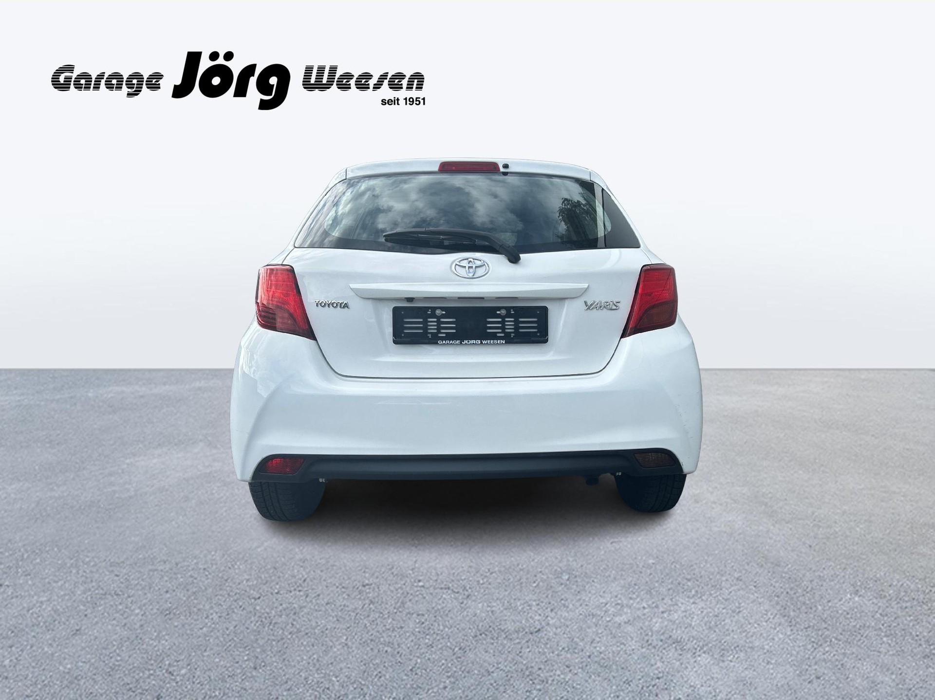 TOYOTA Yaris 1.33 VVT-i Sol Premium-image-4