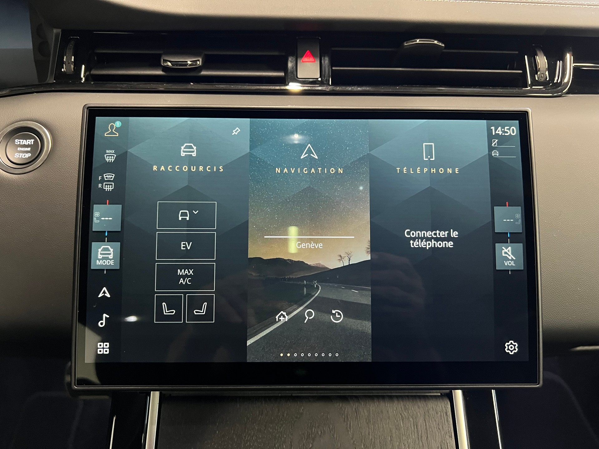 LAND ROVER Range Rover Evoque 1.5 T 270e Autobiography-image-4